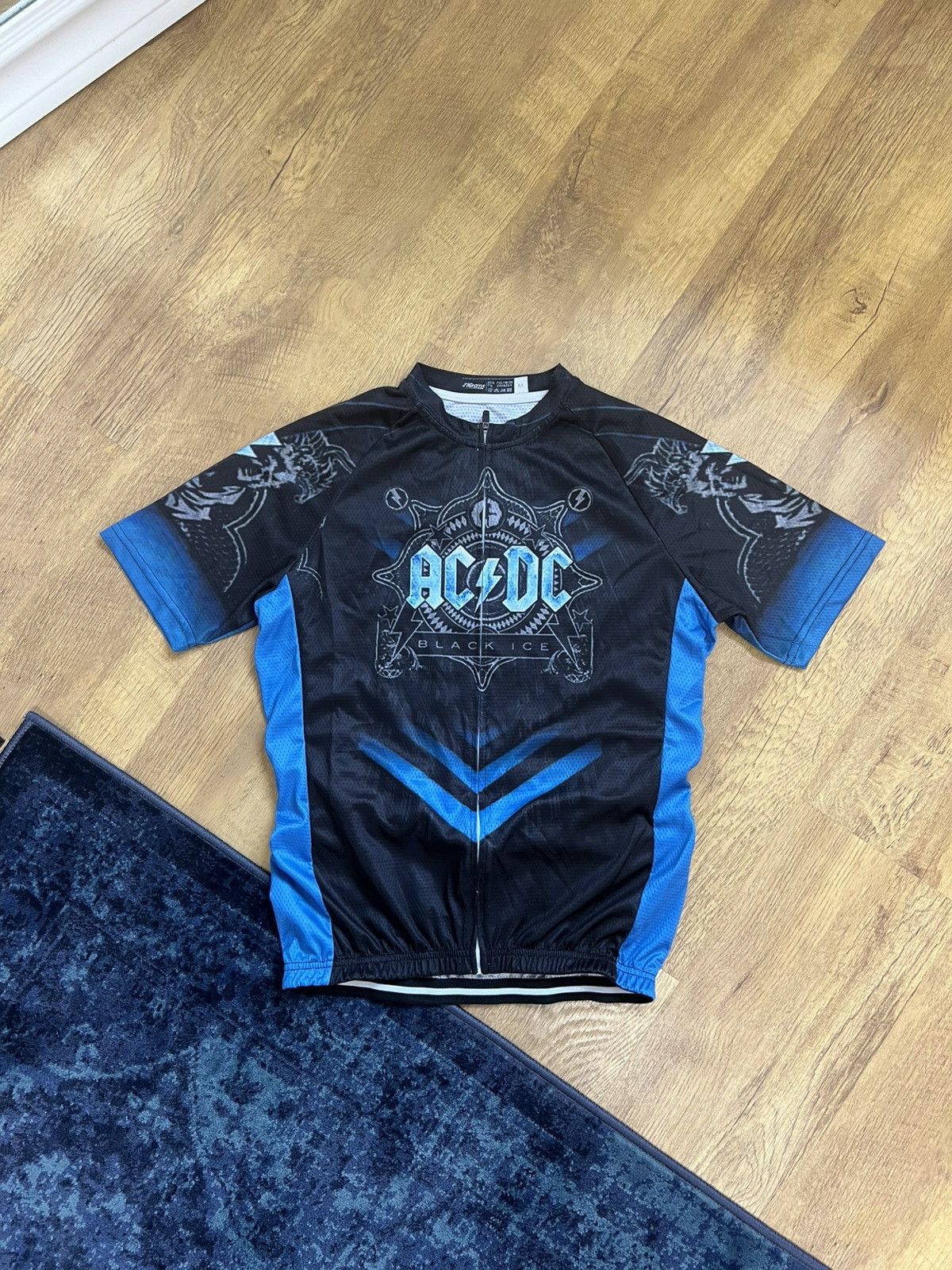 Band Tees AC/DC Cycling rock band Black Ice Riding Training Jersey tee Size US M / EU 48-50 / 2 - 1 Thumbnail
