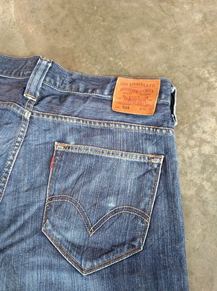 Levi's Vintage Levi's Jeans 504 Straight Leg Distressed Denim 34x29 Size US 34 / EU 50 - 3 Thumbnail