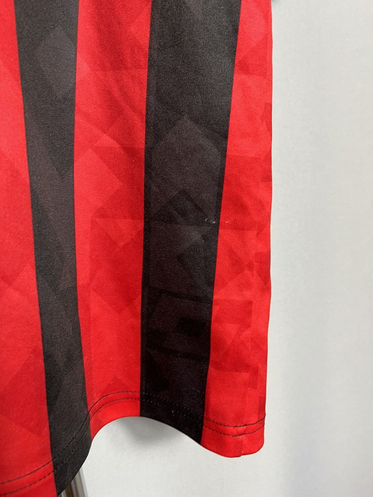 Lotto Sport AC MILAN 1993 1994 HOME SHIRT vintage mens Size US M / EU 48-50 / 2 - 8 Thumbnail