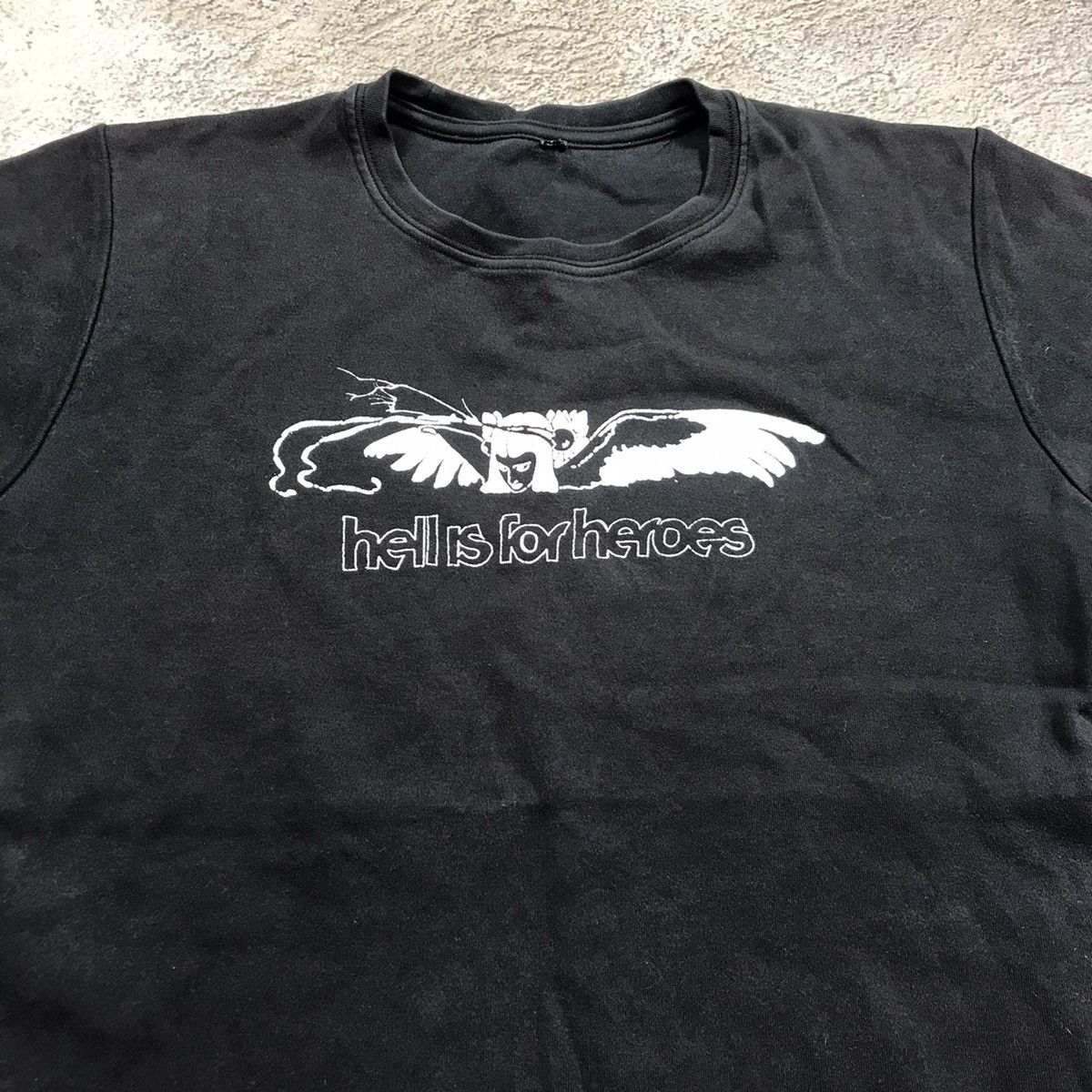 Vintage Vintage 90s Hell Is For Heroes Graphic Tee Skate Punk Boxy S Size S / US 4 / IT 40 - 3 Thumbnail