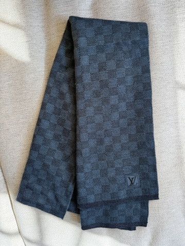 Louis Vuitton Louis Vuitton Checkered Scarf Size ONE SIZE - 2 Thumbnail