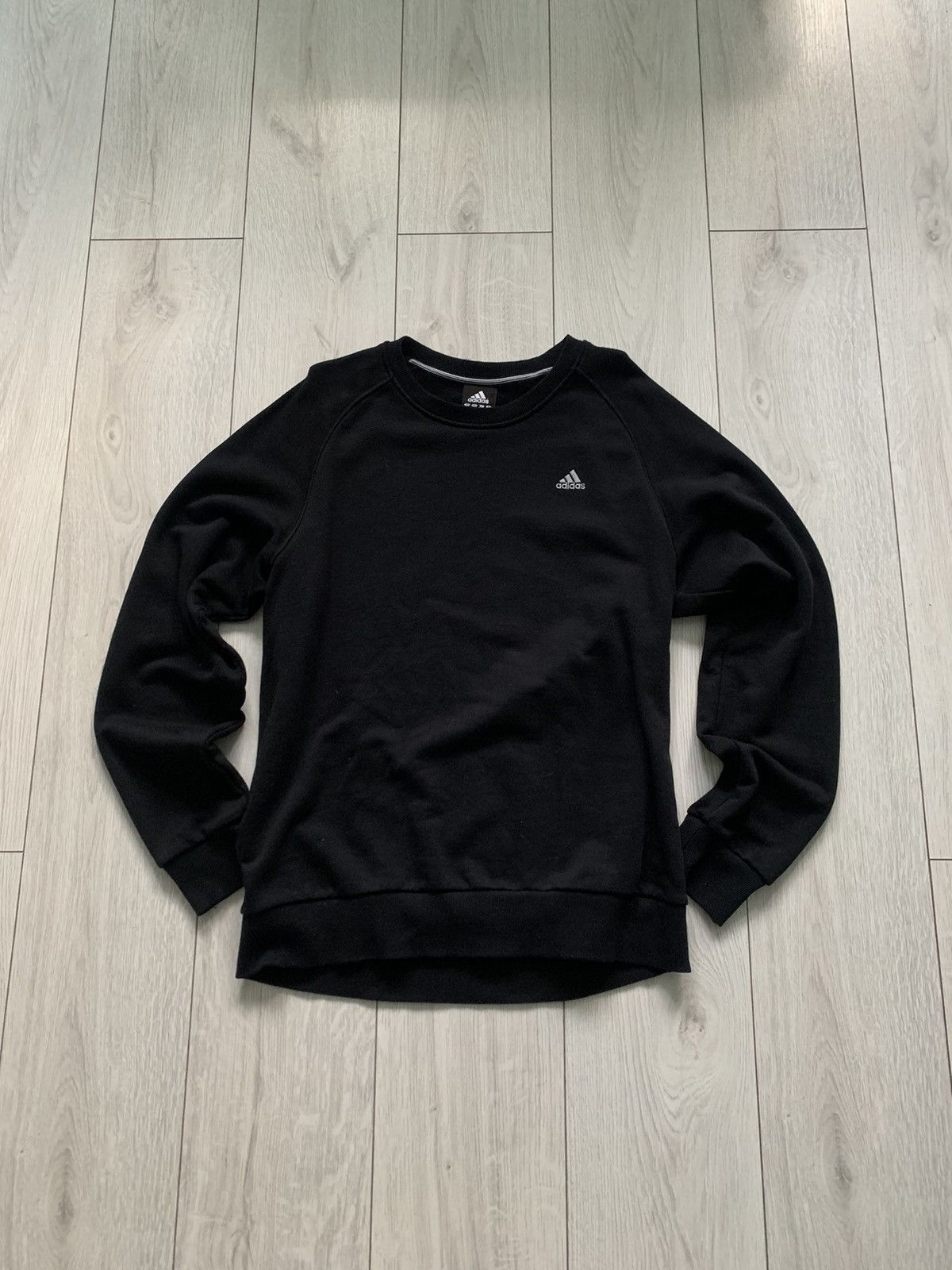 Adidas × Vintage For sale Vintage Adidas sweatshirt Y2K Size US L / EU 52-54 / 3 - 1 Thumbnail