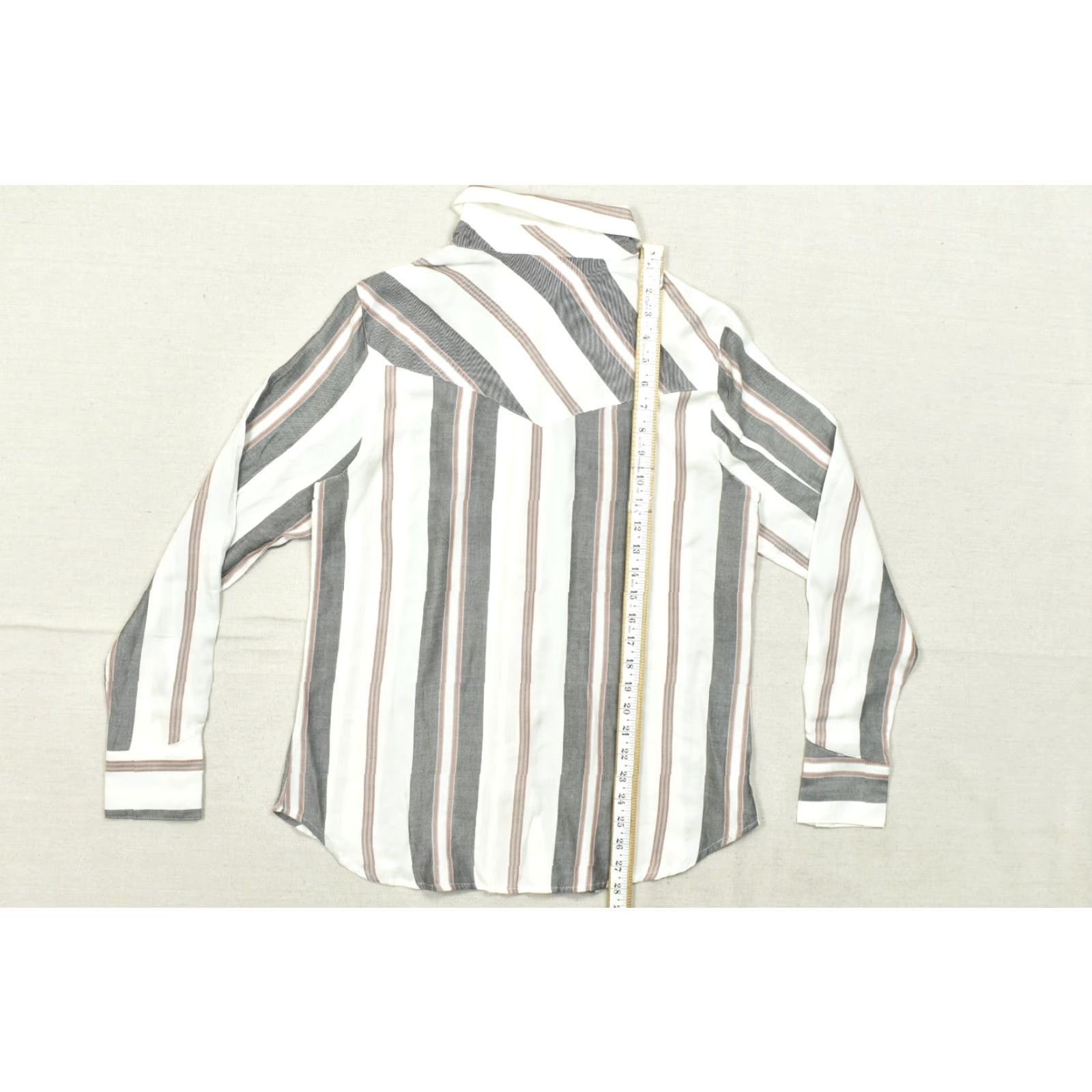 Denime VINTAGE Cruel Denim Women's L Striped Western Snap Button Down Rayon Shirt Gray White Size L / US 10 / IT 46 - 3 Thumbnail