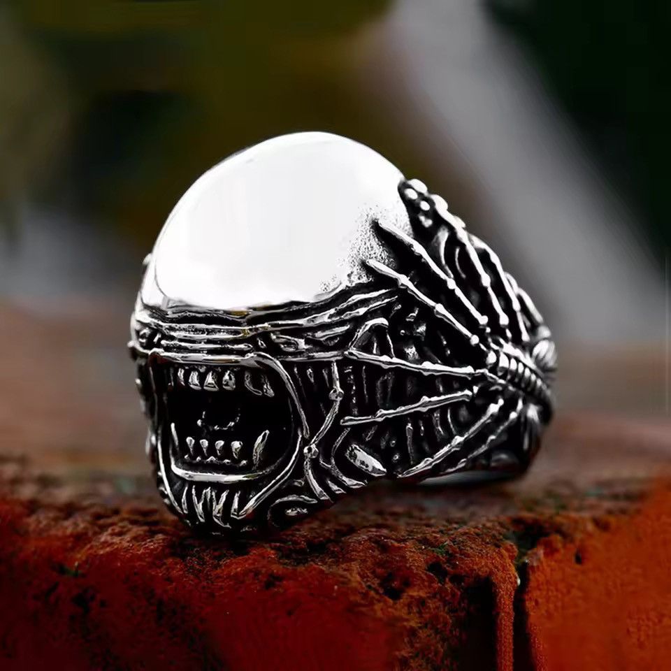 Jewelry Unique Spider Skull Ring Gothic Size 7-13 Size ONE SIZE - 2 Thumbnail