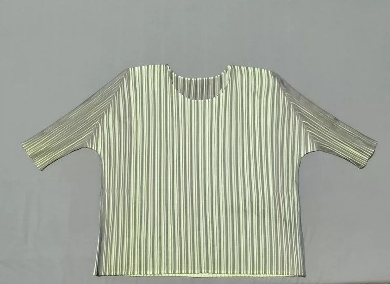Issey Miyake issey miyake size:3 Neon pleated top 2506-Nextarrow Size XXS / US 00 / IT 34 - 1 Thumbnail