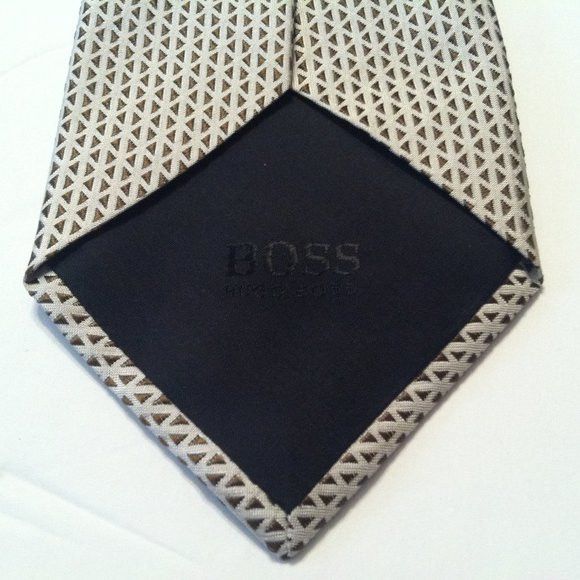 Hugo Boss HUGO BOSS MENS NEW BEIGE 100%SILK NECK TIE WIDTH: 3 1/8" Size ONE SIZE - 5 Thumbnail