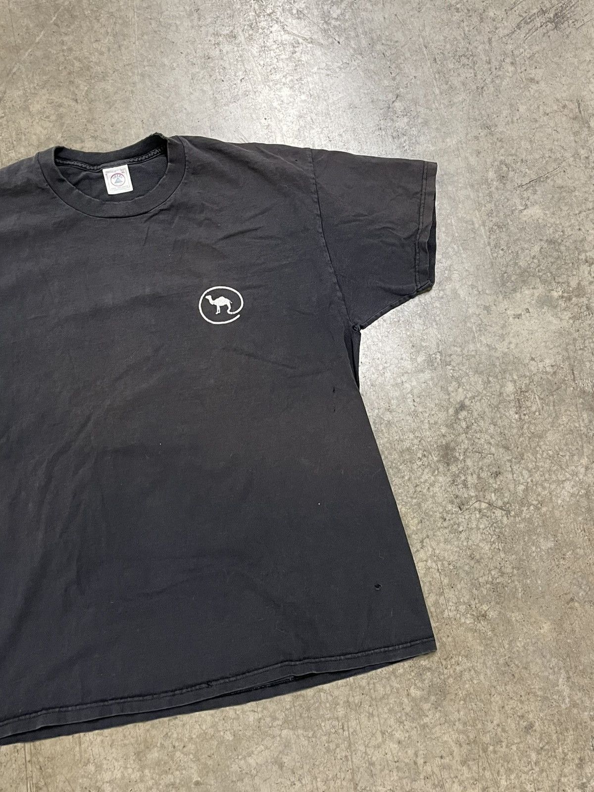 Camel × Japanese Brand × Vintage Vintage sun faded 90s camel cigarettes tee shirt rare Size US XL / EU 56 / 4 - 8 Thumbnail