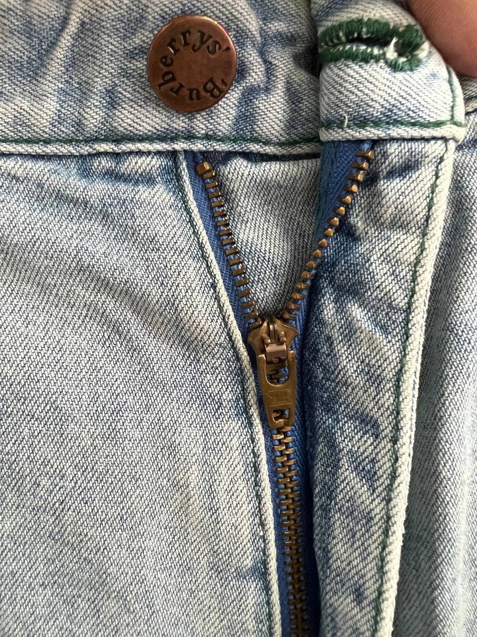 Burberry × Vintage Vintage 90s Burberrys Embroidered Washed Blue Denim Jeans Size US 30 / EU 46 - 4 Thumbnail