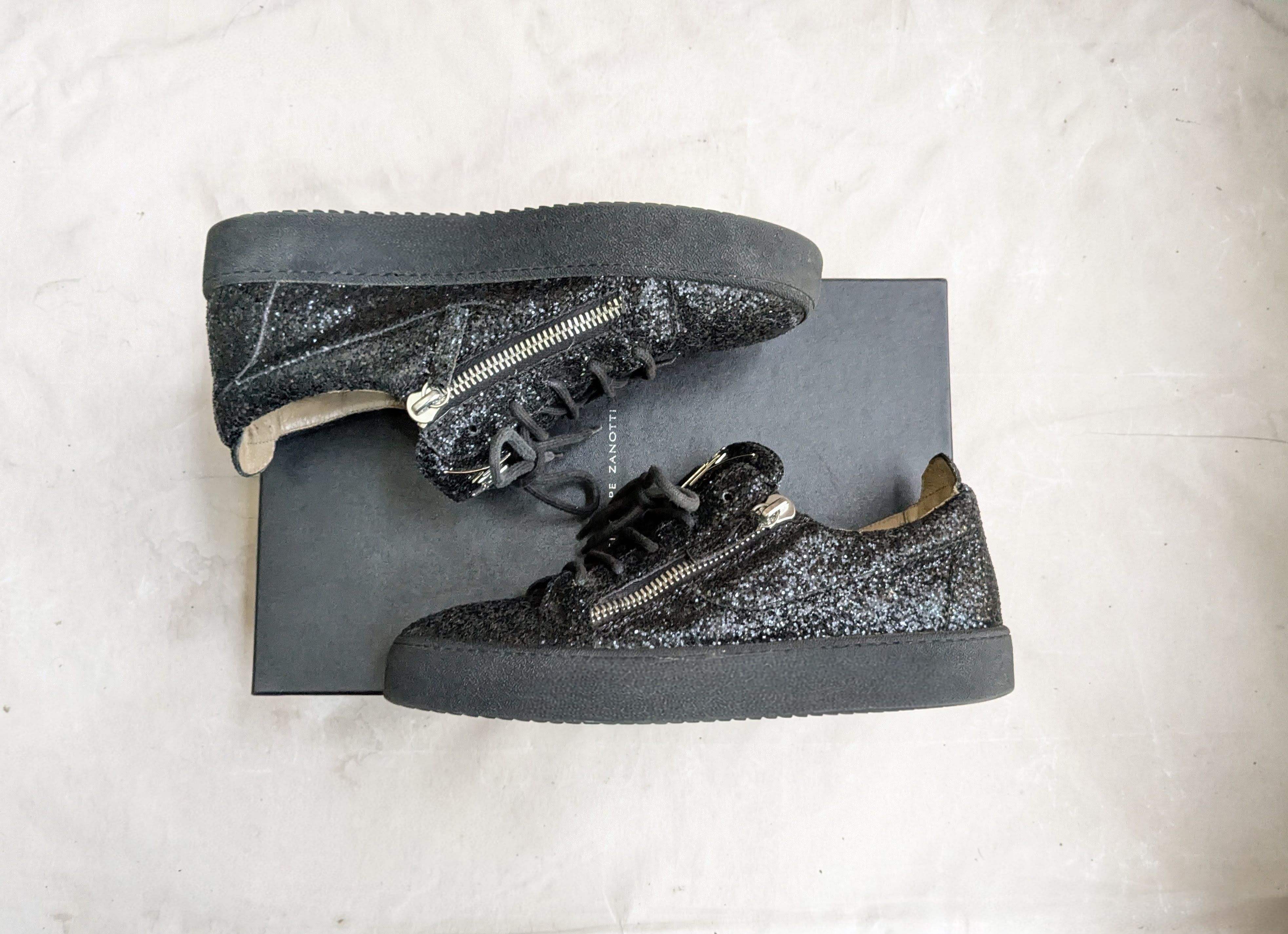 Giuseppe Zanotti Giuseppe Zanotti Sneakers Black Glitter 9 42 Low Tops Size US 9 / EU 42 - 1 Thumbnail