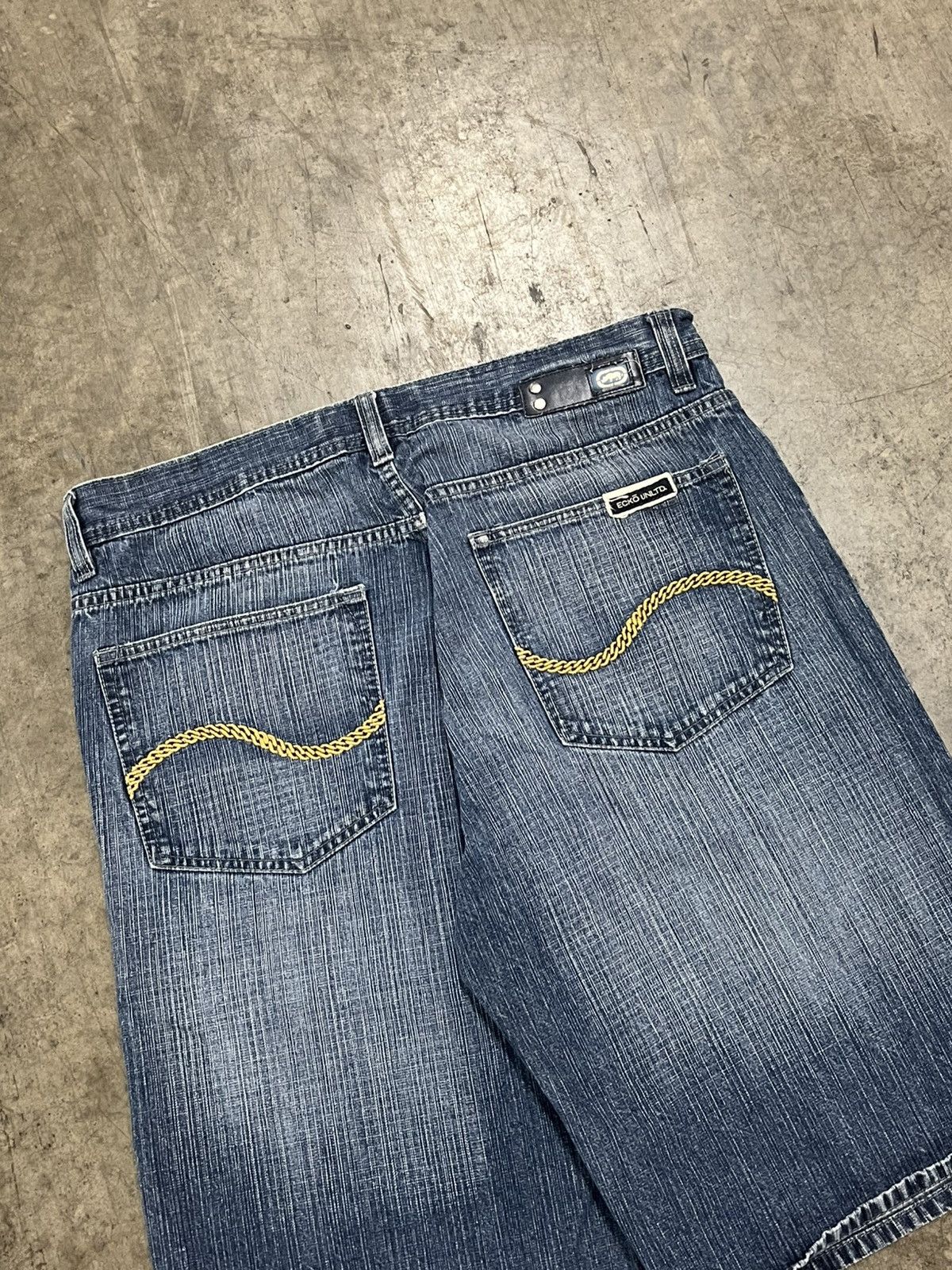 Ecko Unltd. × Vintage Y2K baggy fit jorts Ecko vintage streetwear hype rare skater Size US 36 / EU 52 - 4 Thumbnail