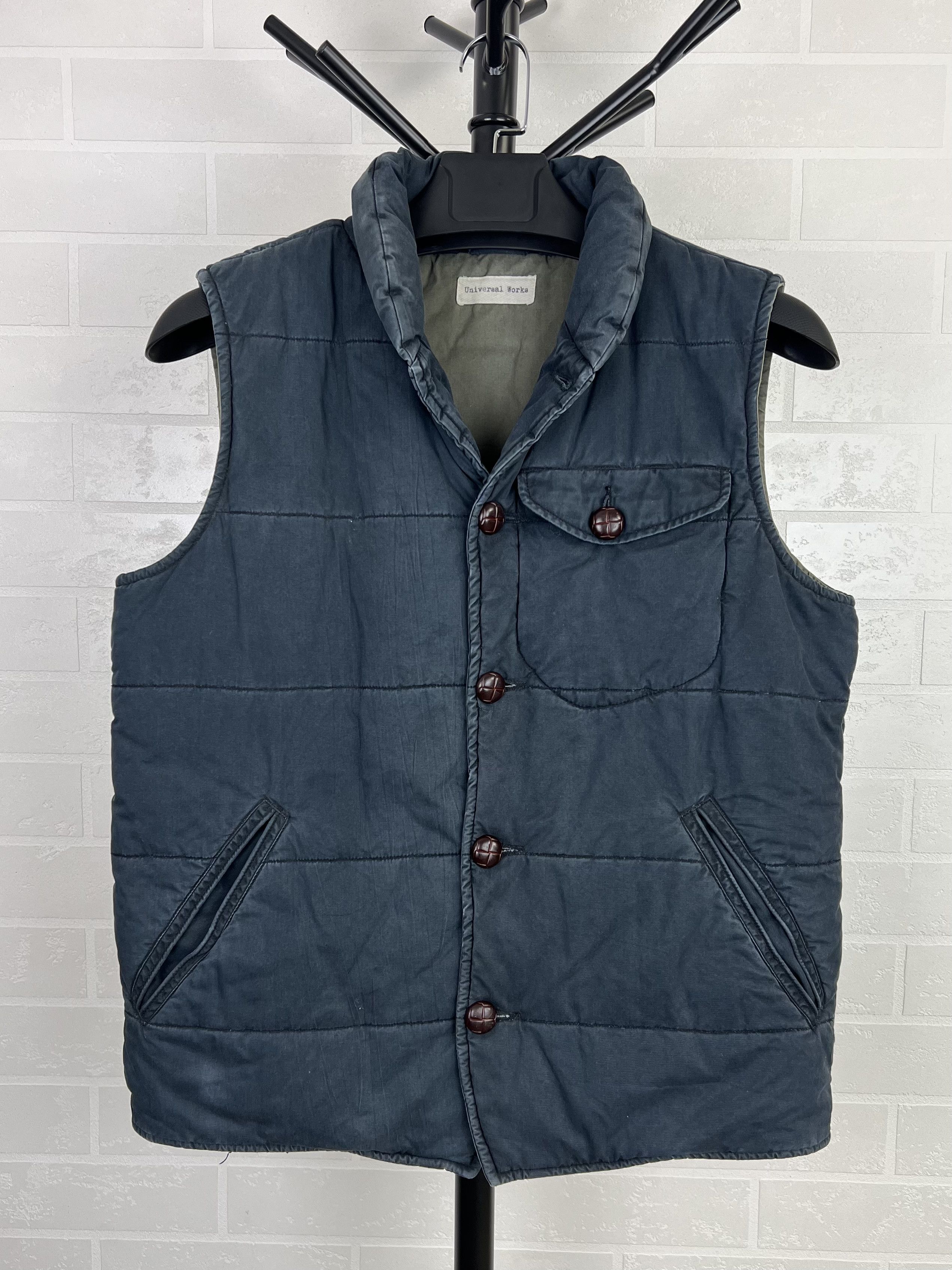 Universal Works UNIVERSAL WORKS Vest Washed Cotton Insulated Buttons Navy Size US S / EU 44-46 / 1 - 1 Thumbnail