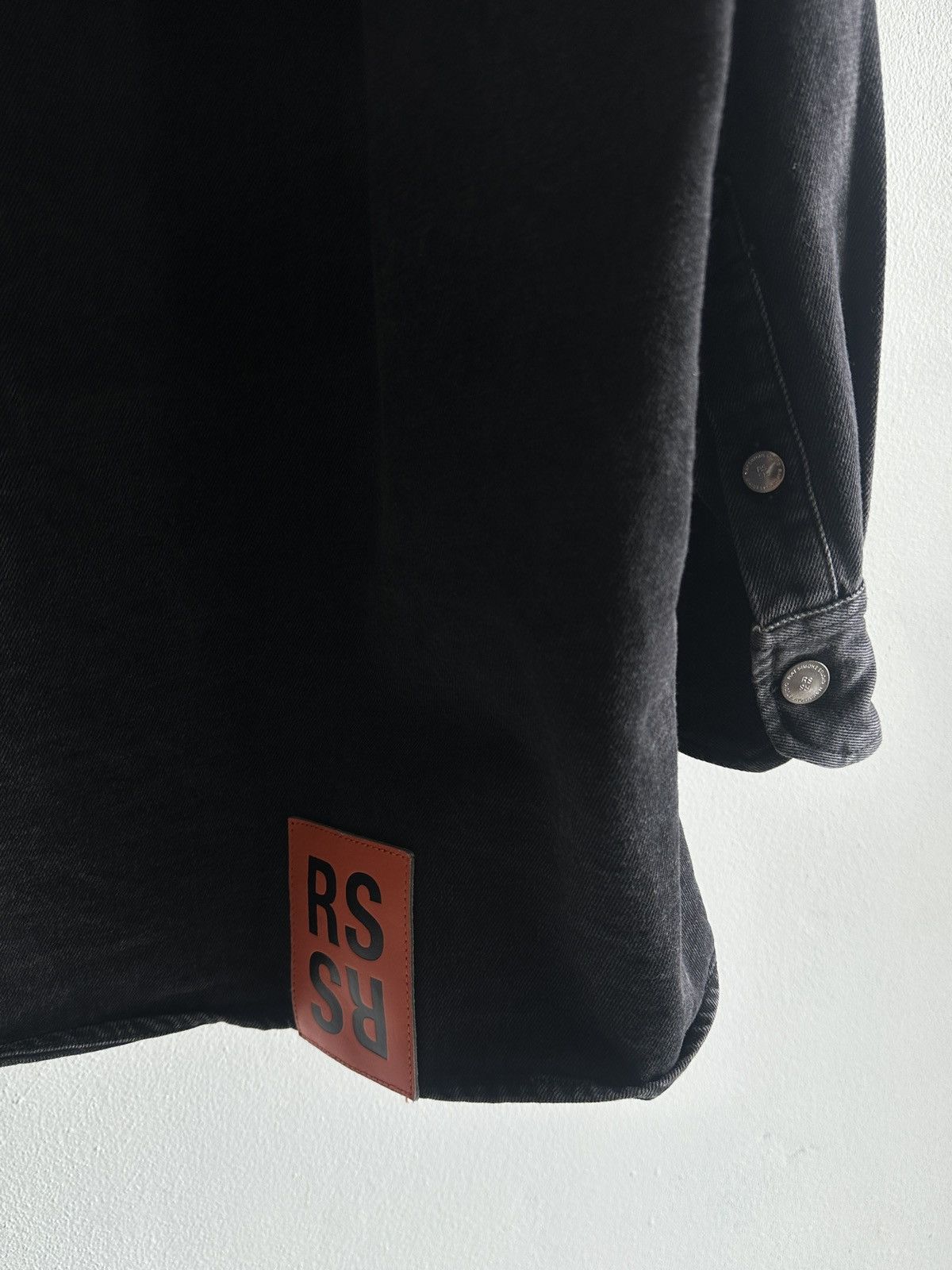 Raf Simons Raf Simons AW18/19 Denim Easy Fit Shirt Size US S / EU 44-46 / 1 - 7 Thumbnail
