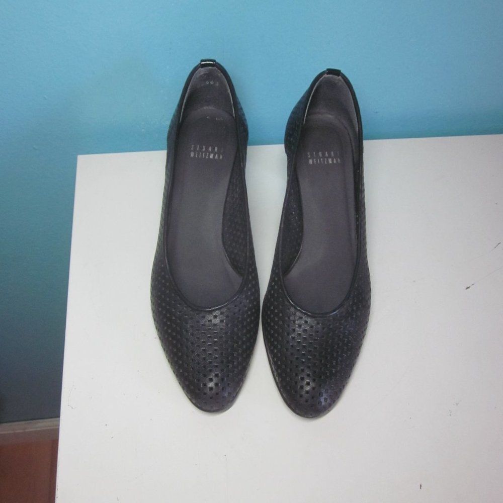 Stuart Weitzman Stuart Weitzman Ariela Perforated Leather Heels 39 Size 8.5 Size US 8.5 / IT 38.5 - 3 Thumbnail