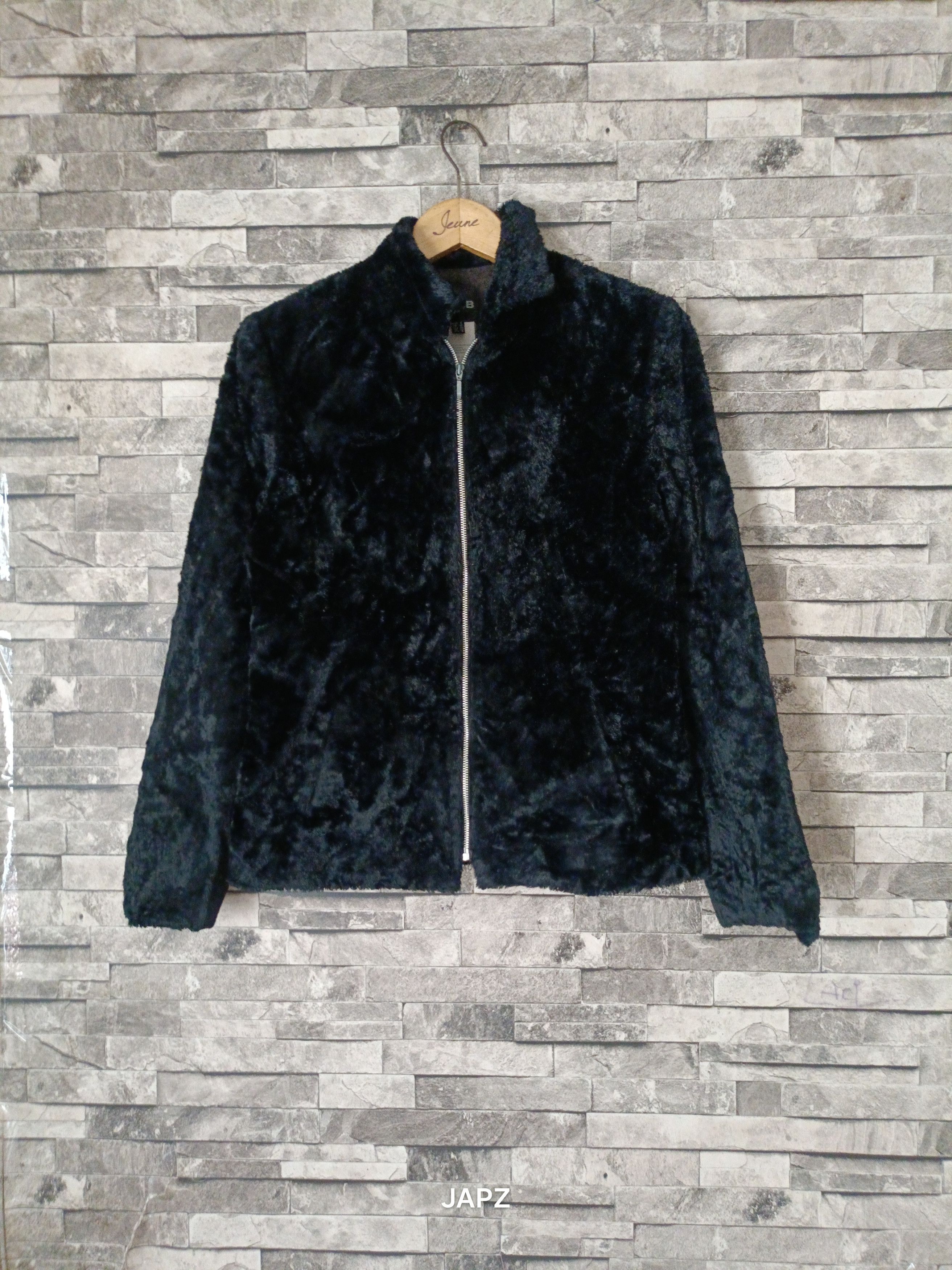 Japanese Brand International concept brand faux fur jacket Size M / US 6-8 / IT 42-44 - 1 Thumbnail