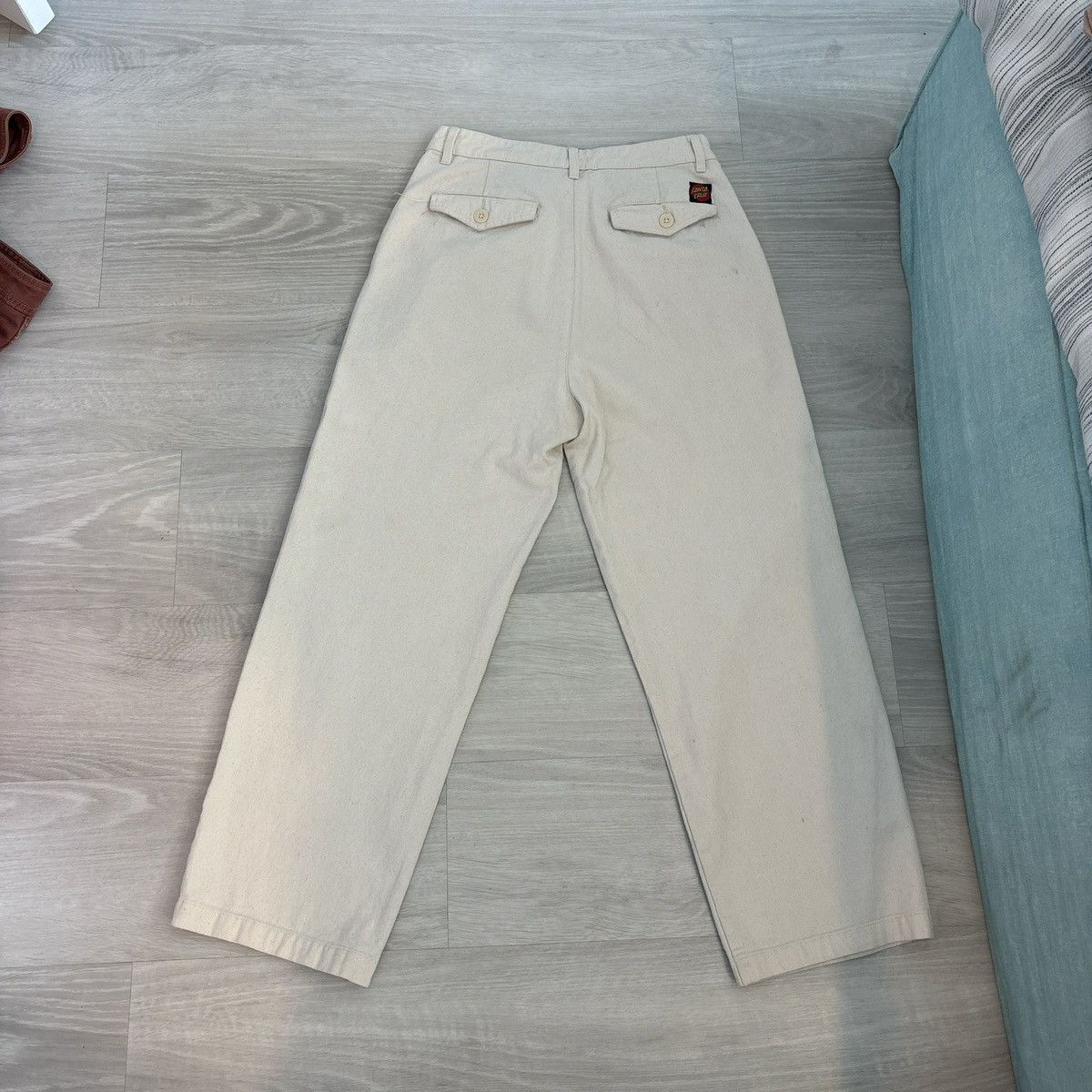 Santa Cruz Skateboards SANTA CRUZ OFF WHITE STRAIGHT LEG PANTS Size US 32 / EU 48 - 1 Thumbnail