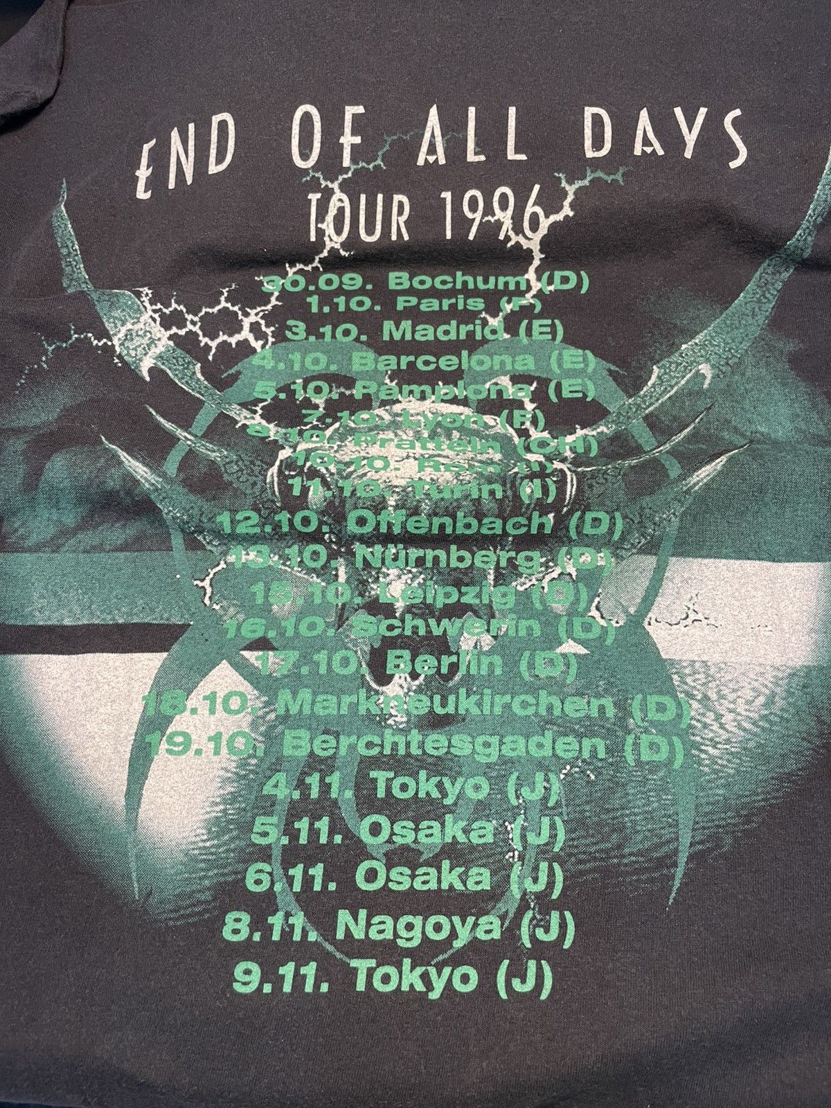 Vintage Vintage Rage "End of All Days" tour shirt from 1996 Size US L / EU 52-54 / 3 - 4 Thumbnail