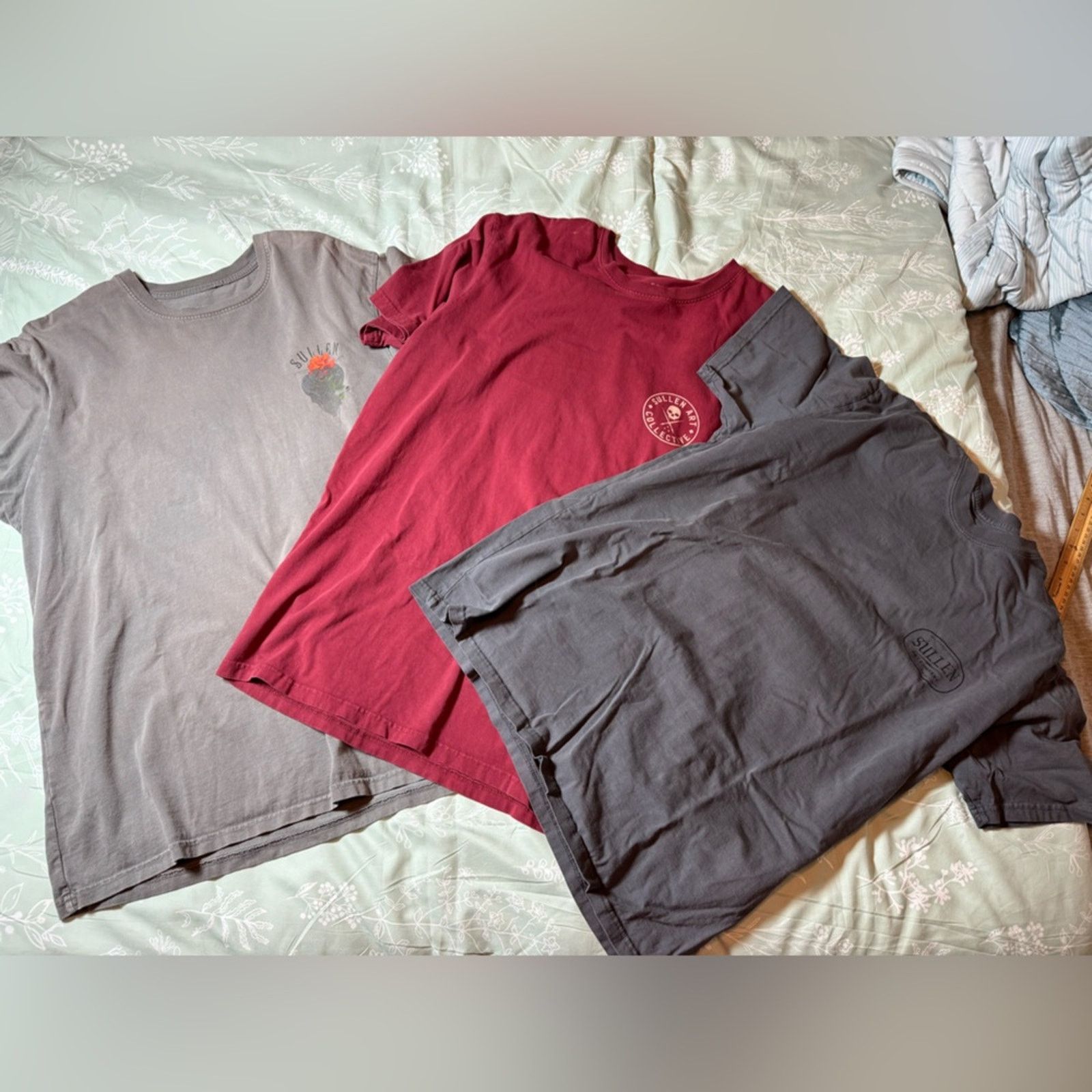 Other 3 Men's Sullen Short Sleeve Tees L Size US L / EU 52-54 / 3 - 1 Thumbnail