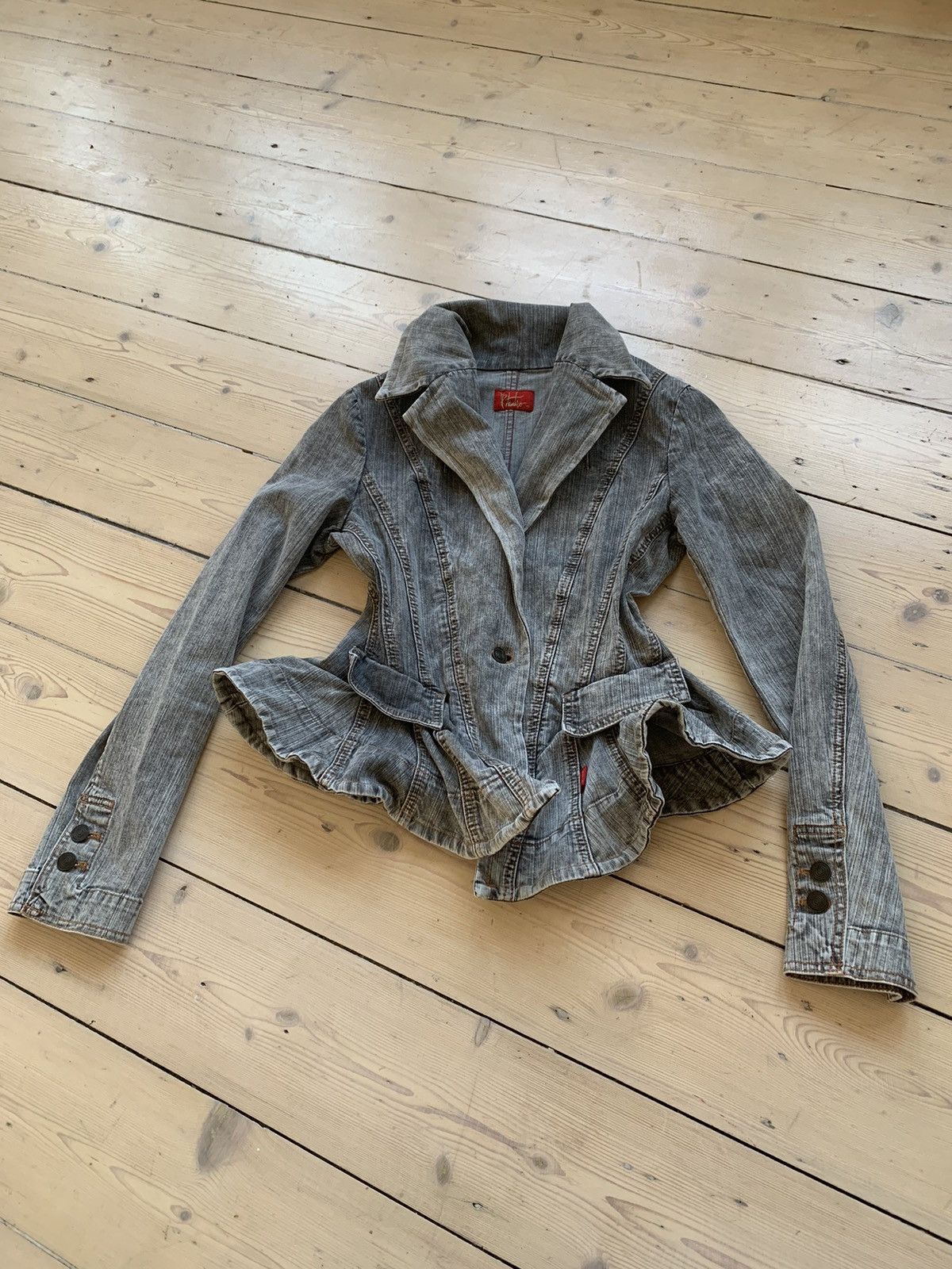 Ritsuko Shirahama | Grailed