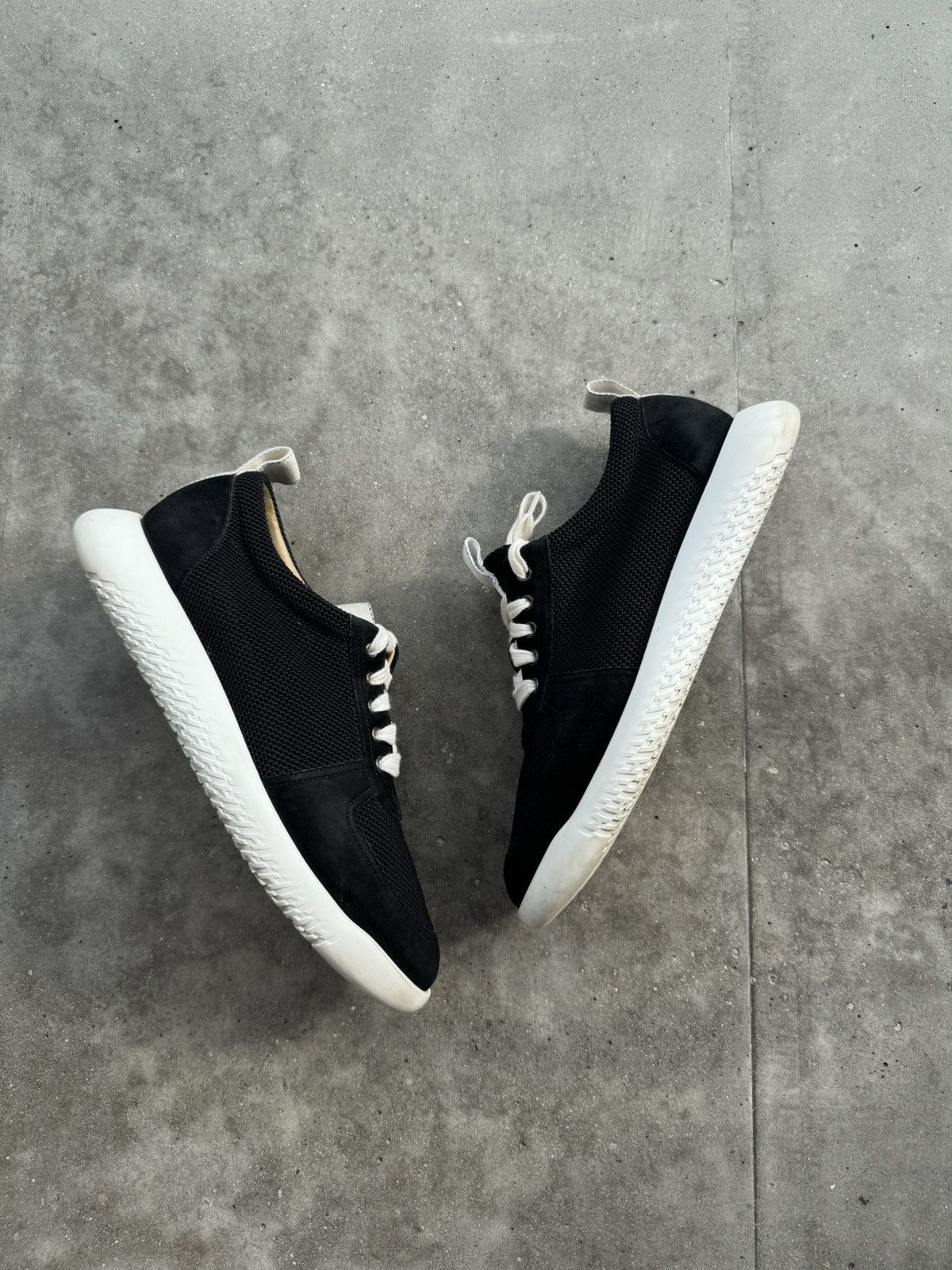 Hermes Paris France Designer Low-Top Sneakers luxury