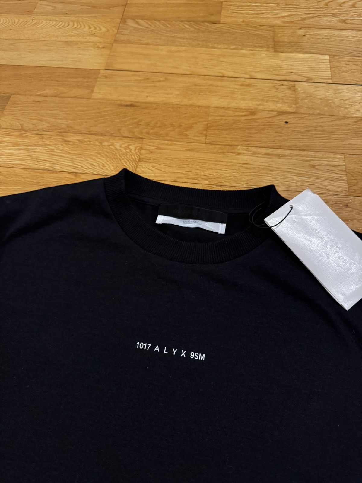 1017 ALYX 9SM Alyx 1017 Logo T-shirt Size US L / EU 52-54 / 3 - 3 Thumbnail