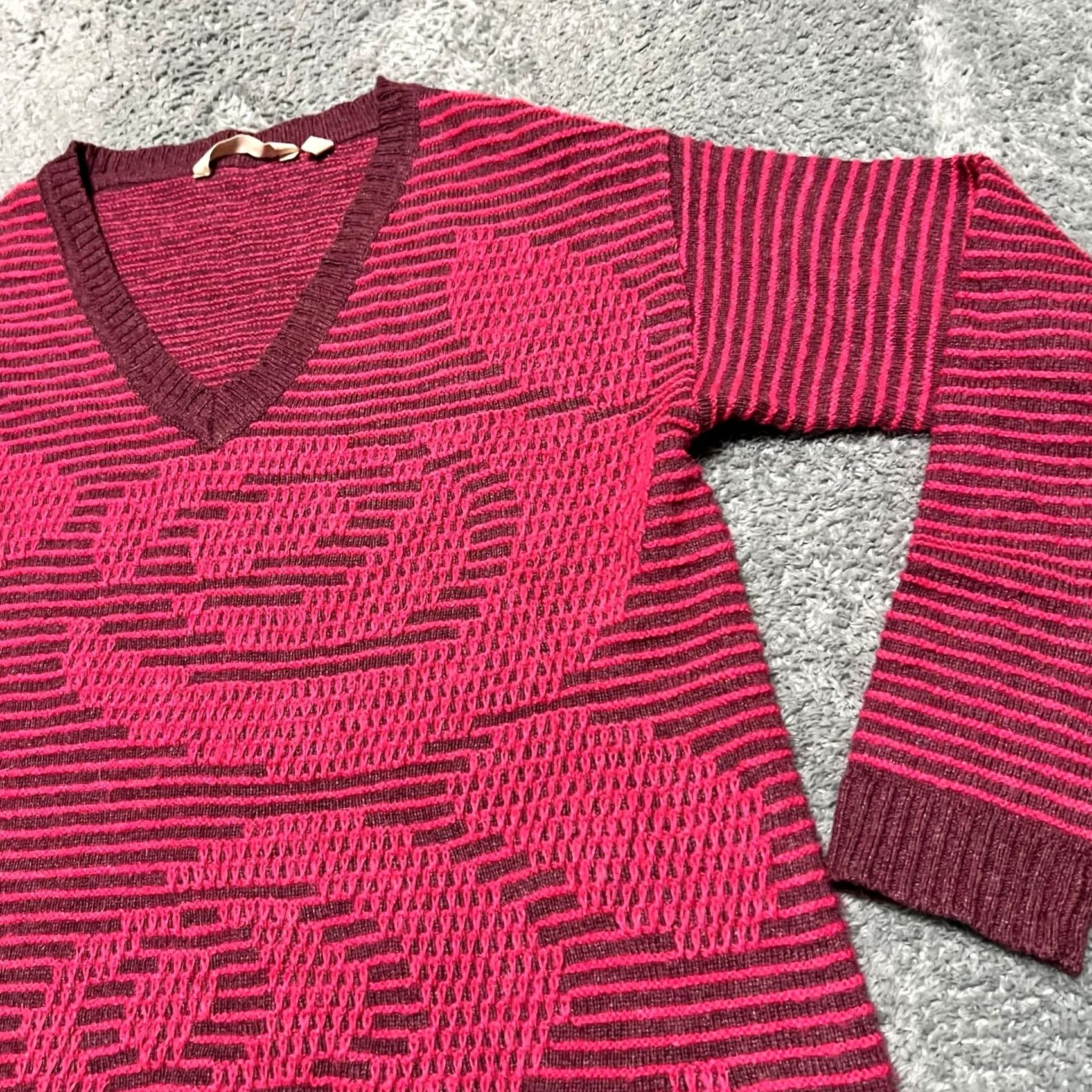 Soft Surroundings SOFT SURROUNDINGS Sweater Womens Small Pink Purple Boxy Wool Alpaca Knit V-Neck Pullover Women S Pink Purple Boxy Wool Alpaca Knit V-Neck Size S / US 4 / IT 40 - 2 Thumbnail