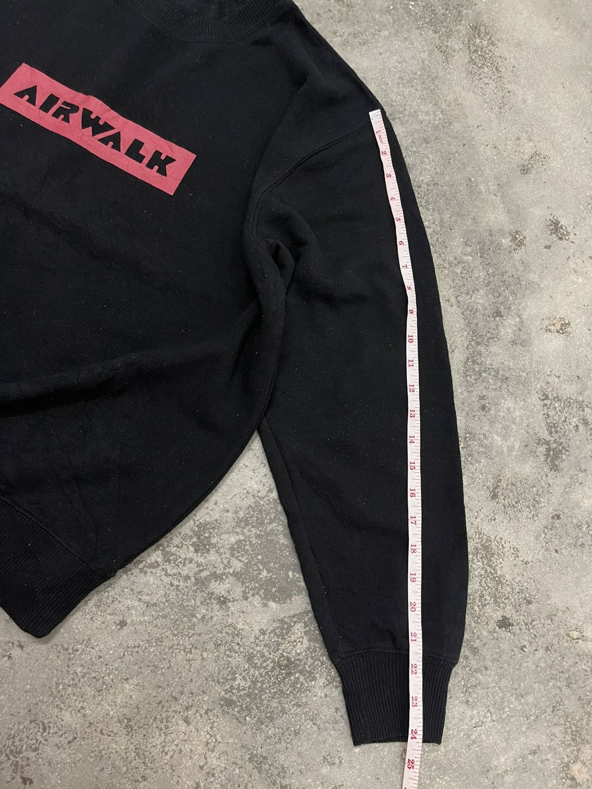 Airwalk Vintage Airwalk Spellout Crewneck Pullover Size US XL / EU 56 / 4 - 11 Thumbnail
