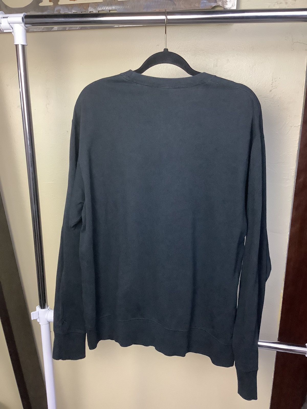 Kaws Kaws Uniqlo sweater Size US L / EU 52-54 / 3 - 3 Thumbnail