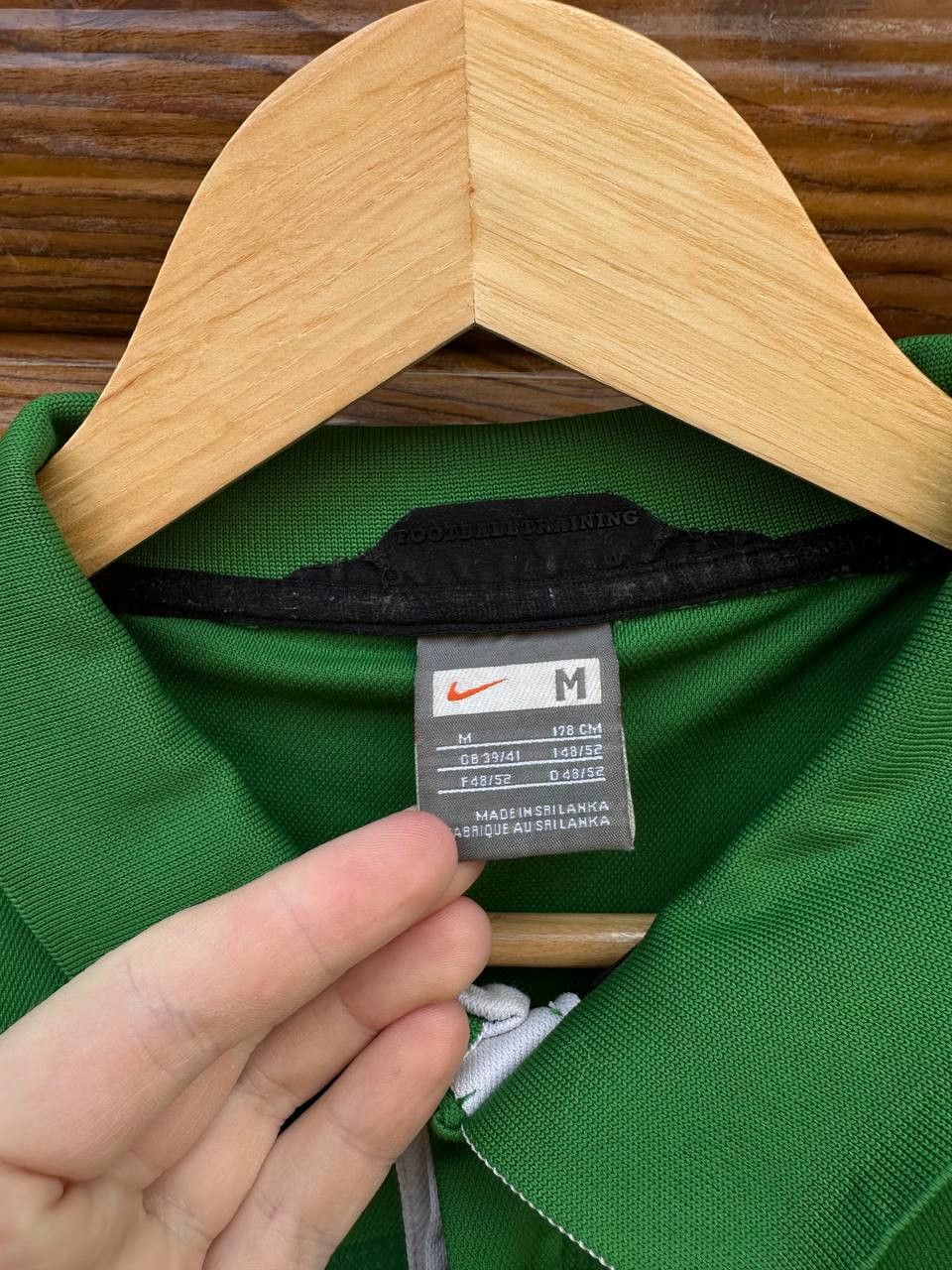 Nike × Vintage Vintage Nike Celtic Football Club Carling Jersey Size US M / EU 48-50 / 2 - 4 Thumbnail