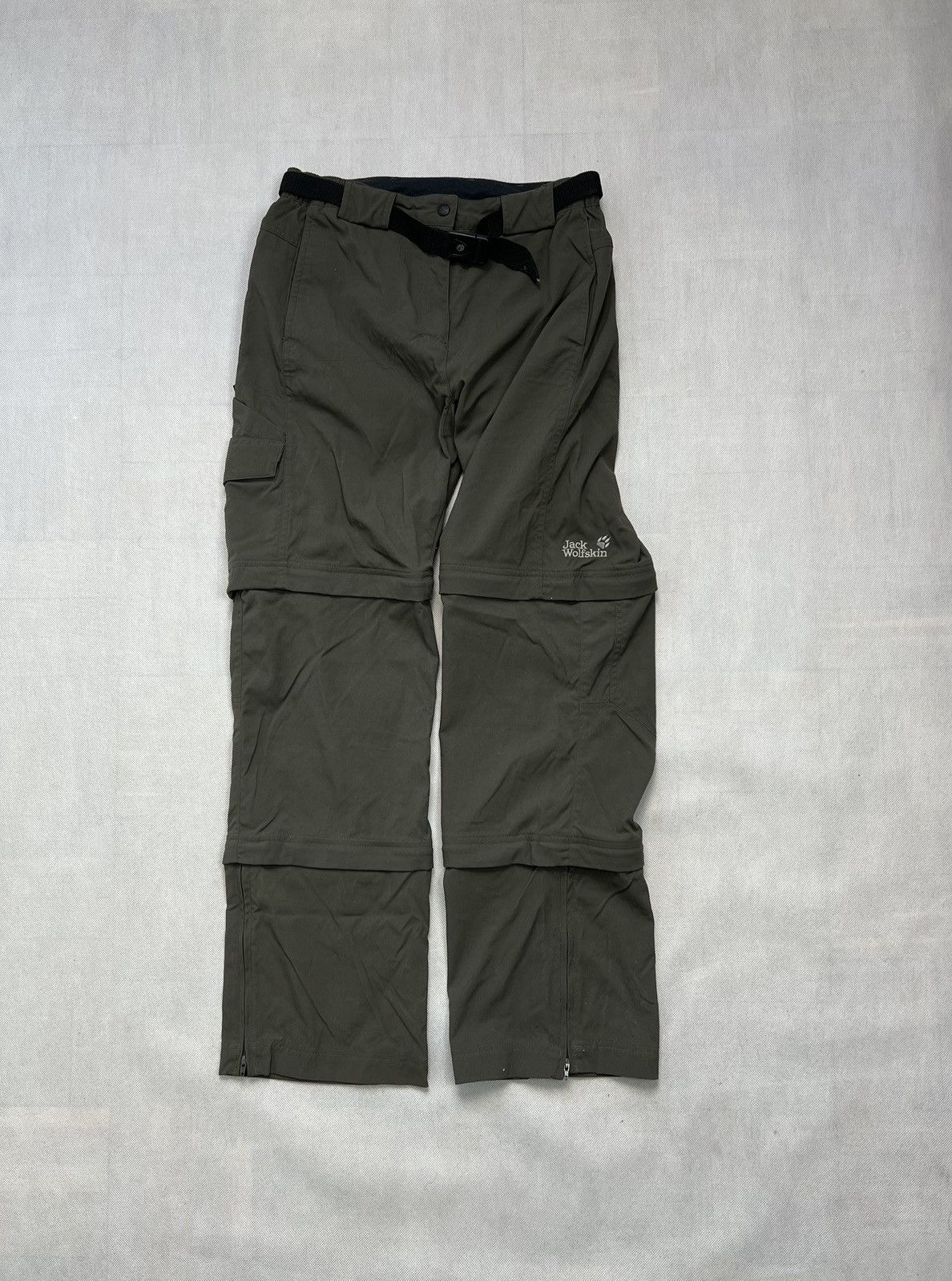 Jack Wolfskin Pants / Shorts Jack Wolfskin + Belt Size US 32 / EU 48 - 1 Thumbnail