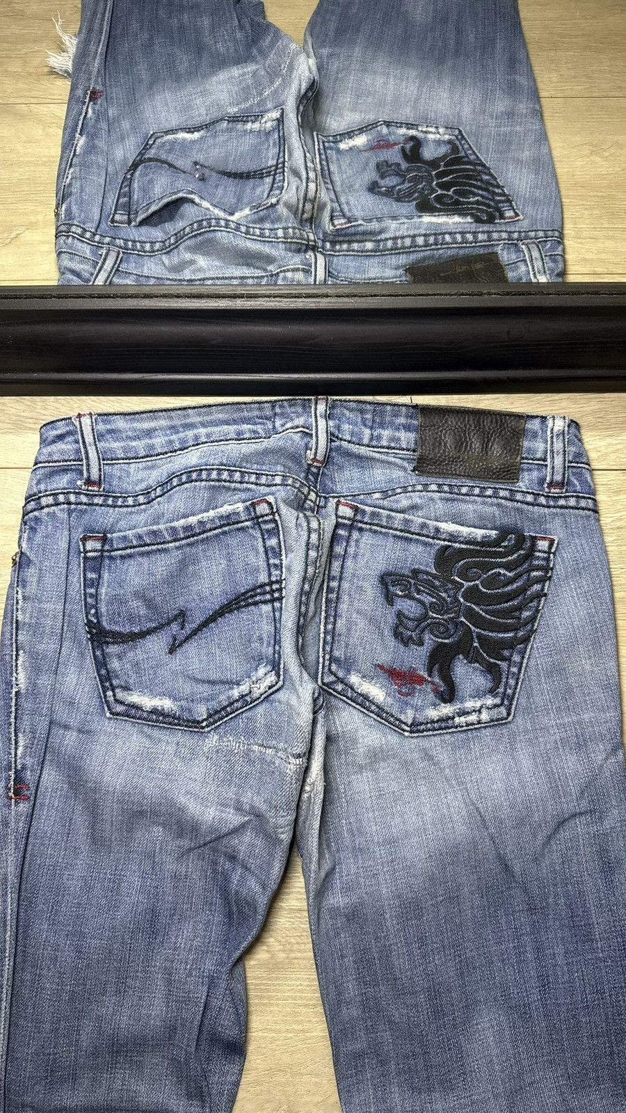 Ed Hardy Y2K 2000s Aztec Embroidered Flared Women’s Denim Jeans Size 26" / US 2 / IT 38 - 4 Thumbnail