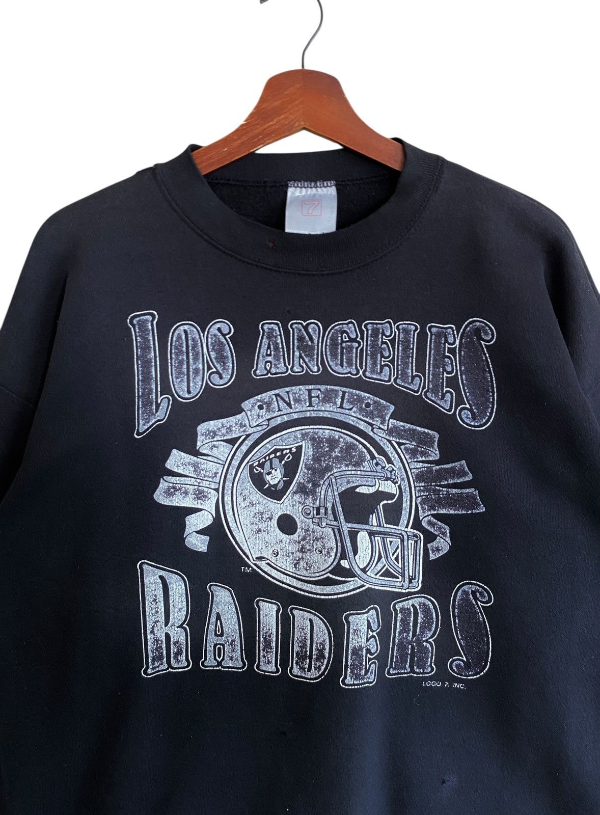 NFL Rare Vintage NFL Team Los Angeles Raiders Sweatshirt 1990s Size US L / EU 52-54 / 3 - 3 Thumbnail