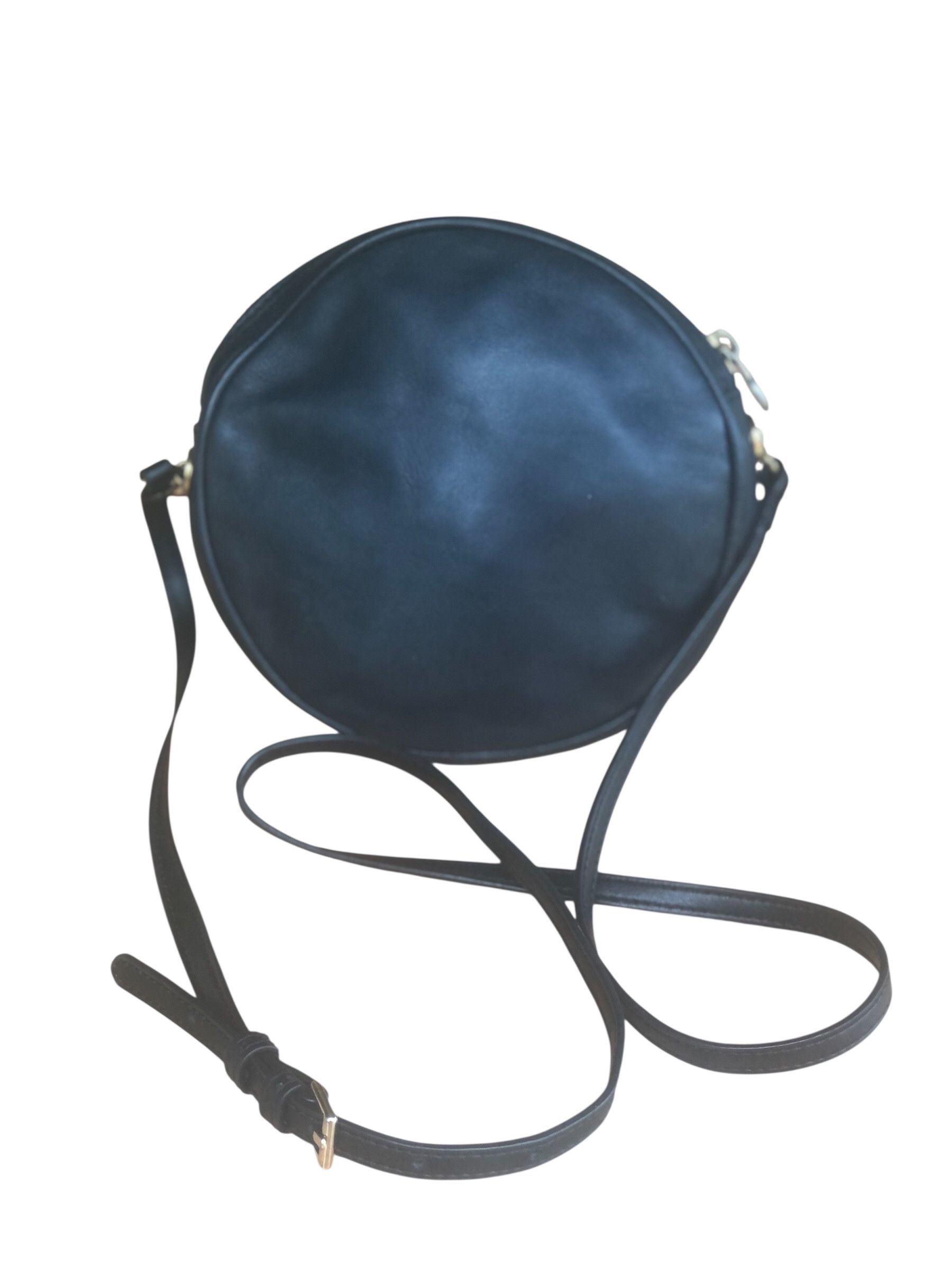 Fendi Rare Vintage Fendi Soft Leather Roundbag Slingbag Size ONE SIZE - 2 Thumbnail