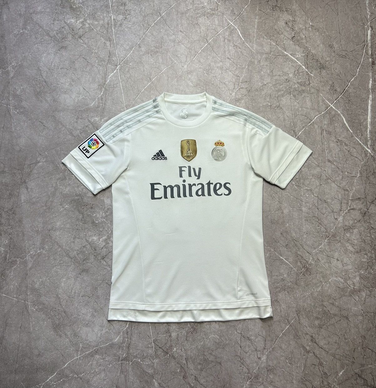 Vintage F.C Real Madrid Adidas FIFA 2014 #10 James Jersey Size US M / EU 48-50 / 2 - 1 Thumbnail