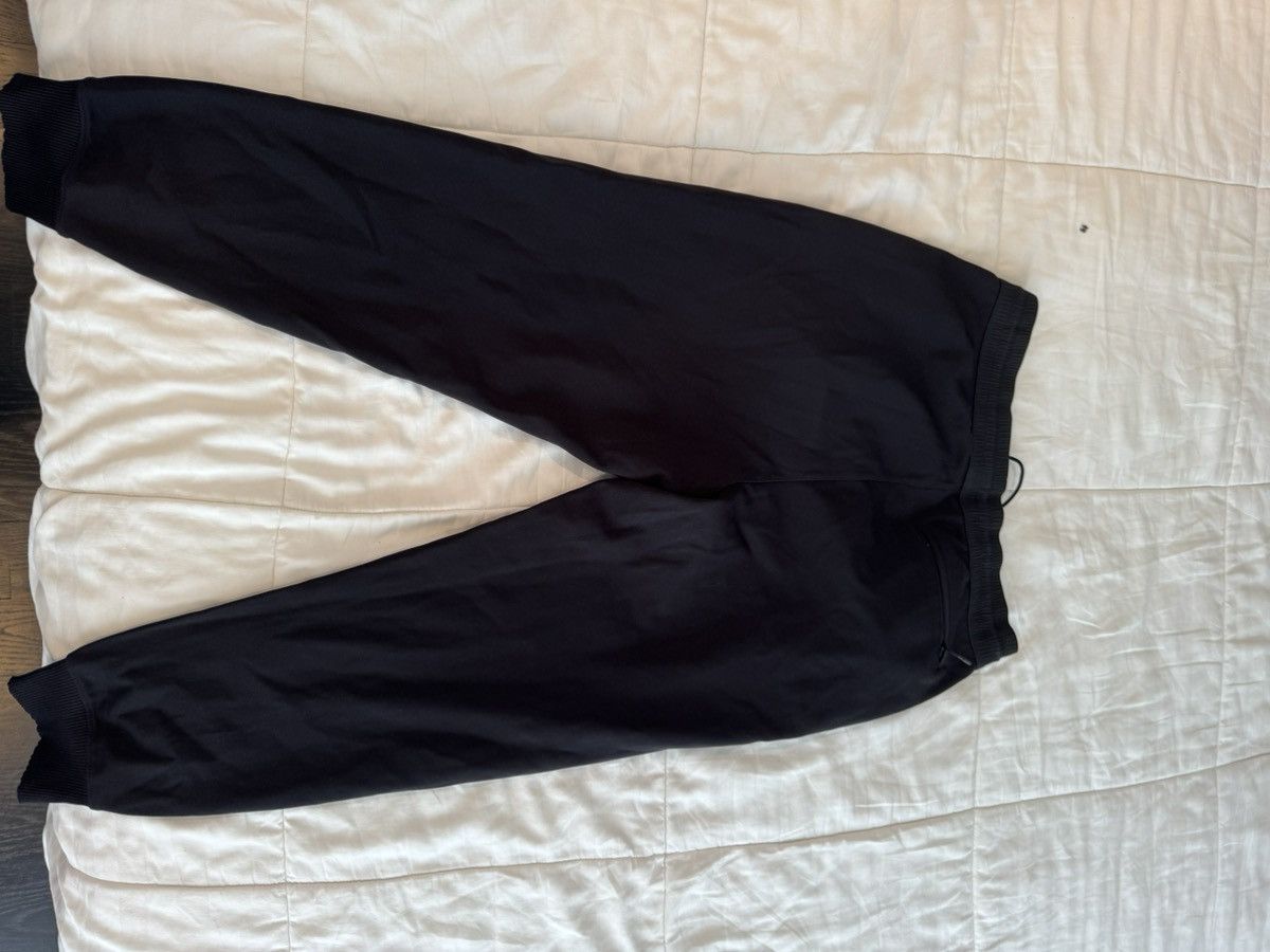 Y-3 Y-3 medium black joggers Size US 30 / EU 46 - 4 Thumbnail