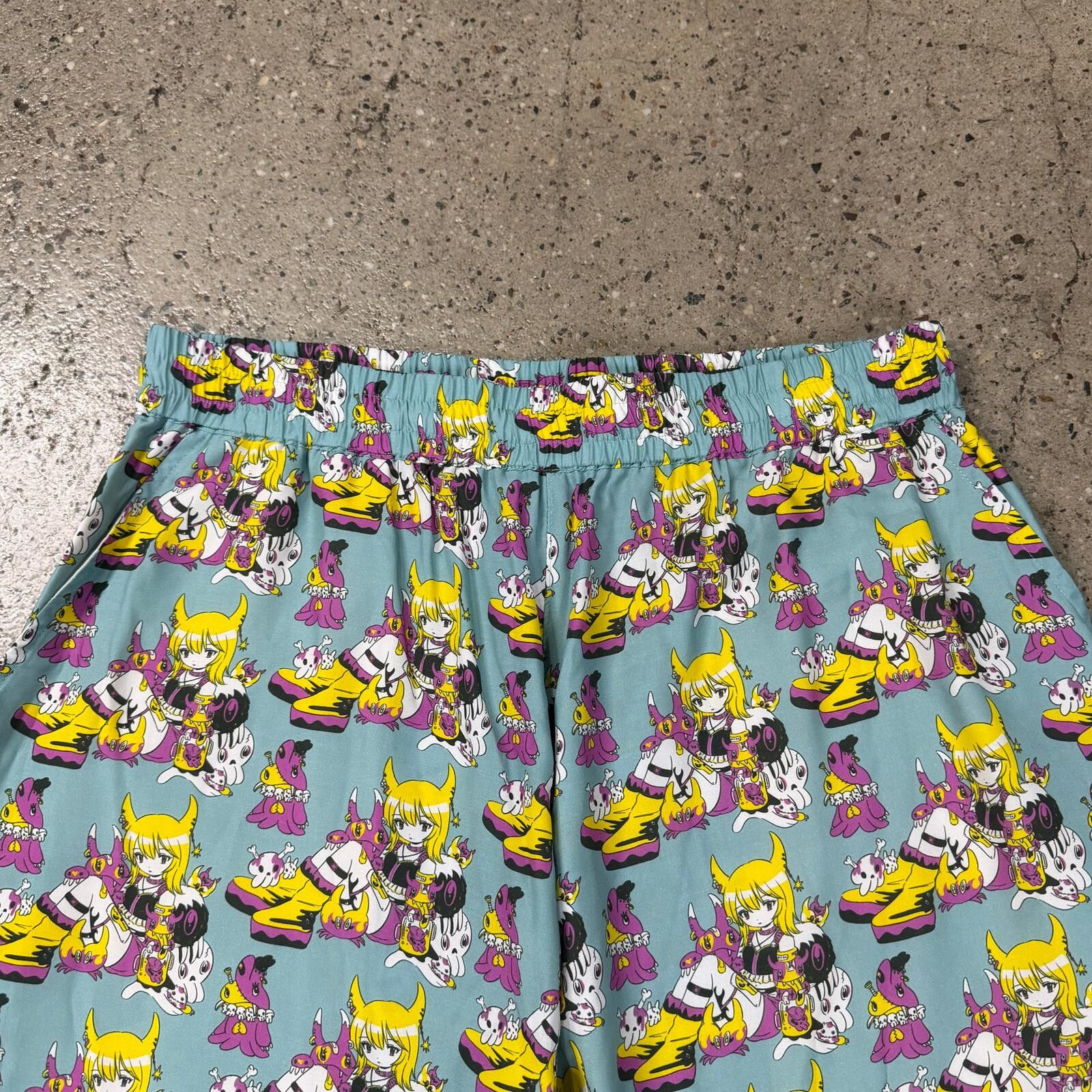 KIDILL Kidill Anime Girl Print Shorts Size US 32 / EU 48 - 4 Thumbnail