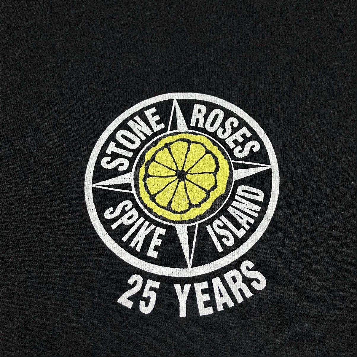 Band Tees Vintage THE STONE ROSES Spike Island 25 Years Adored T-shirt Size US M / EU 48-50 / 2 - 5 Thumbnail