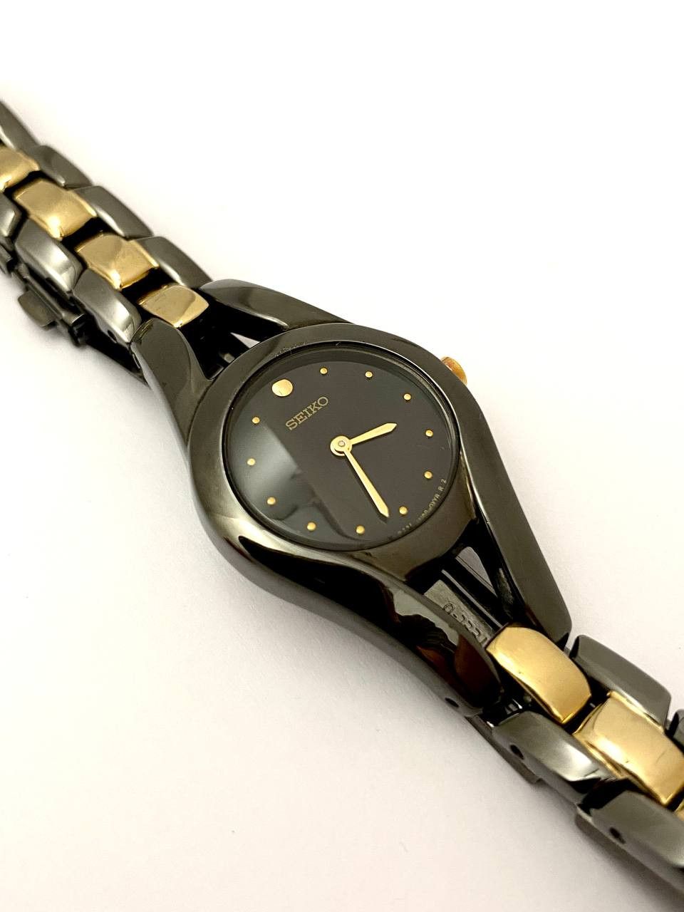 Seiko Seiko Logo Avant Garde Quartz Women Wrist Watch Vintage Y2K Size ONE SIZE - 6 Thumbnail