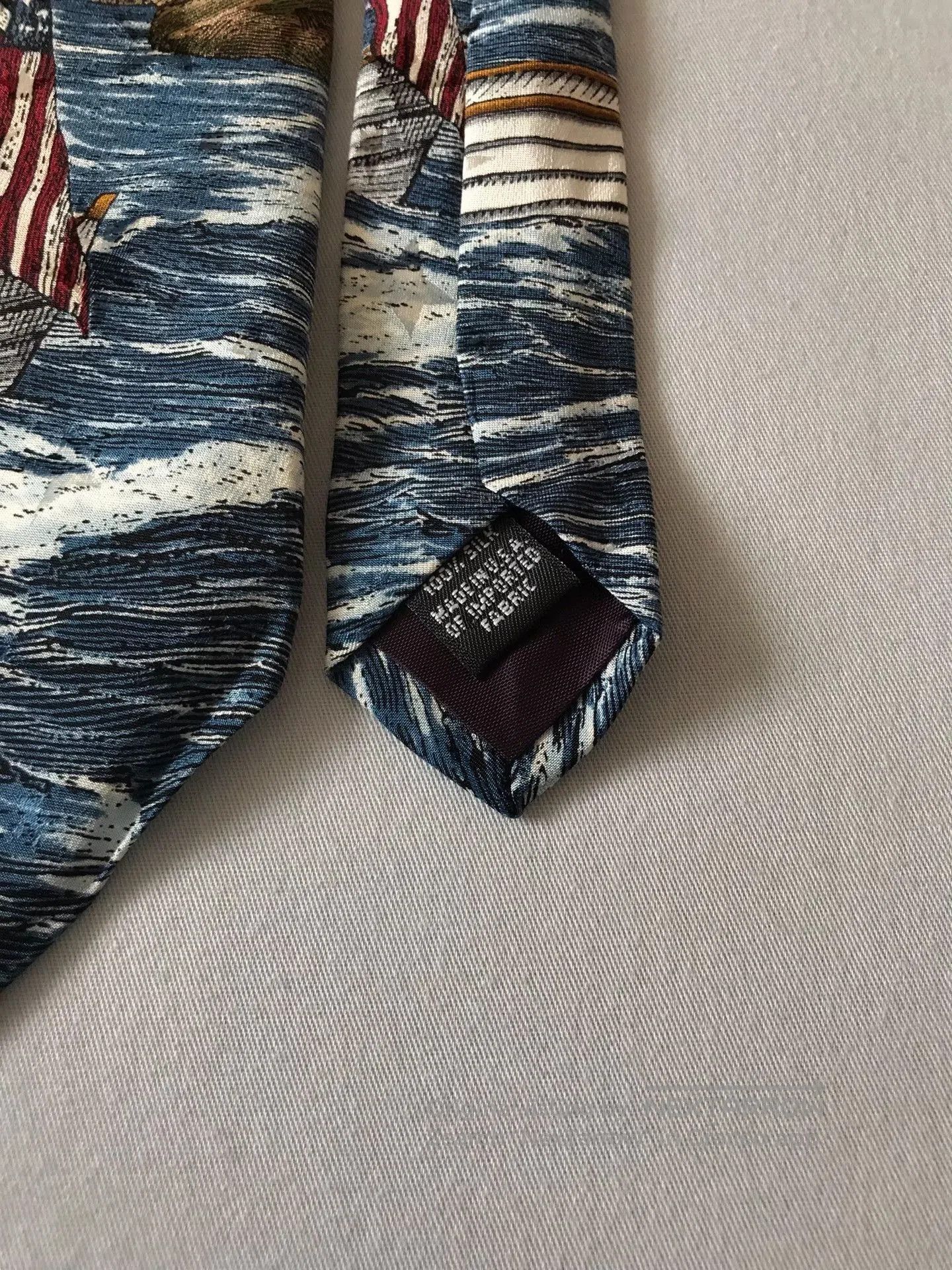 Vintage Vintage American Tango Silk Lighthouse Tie. Size ONE SIZE - 8 Thumbnail