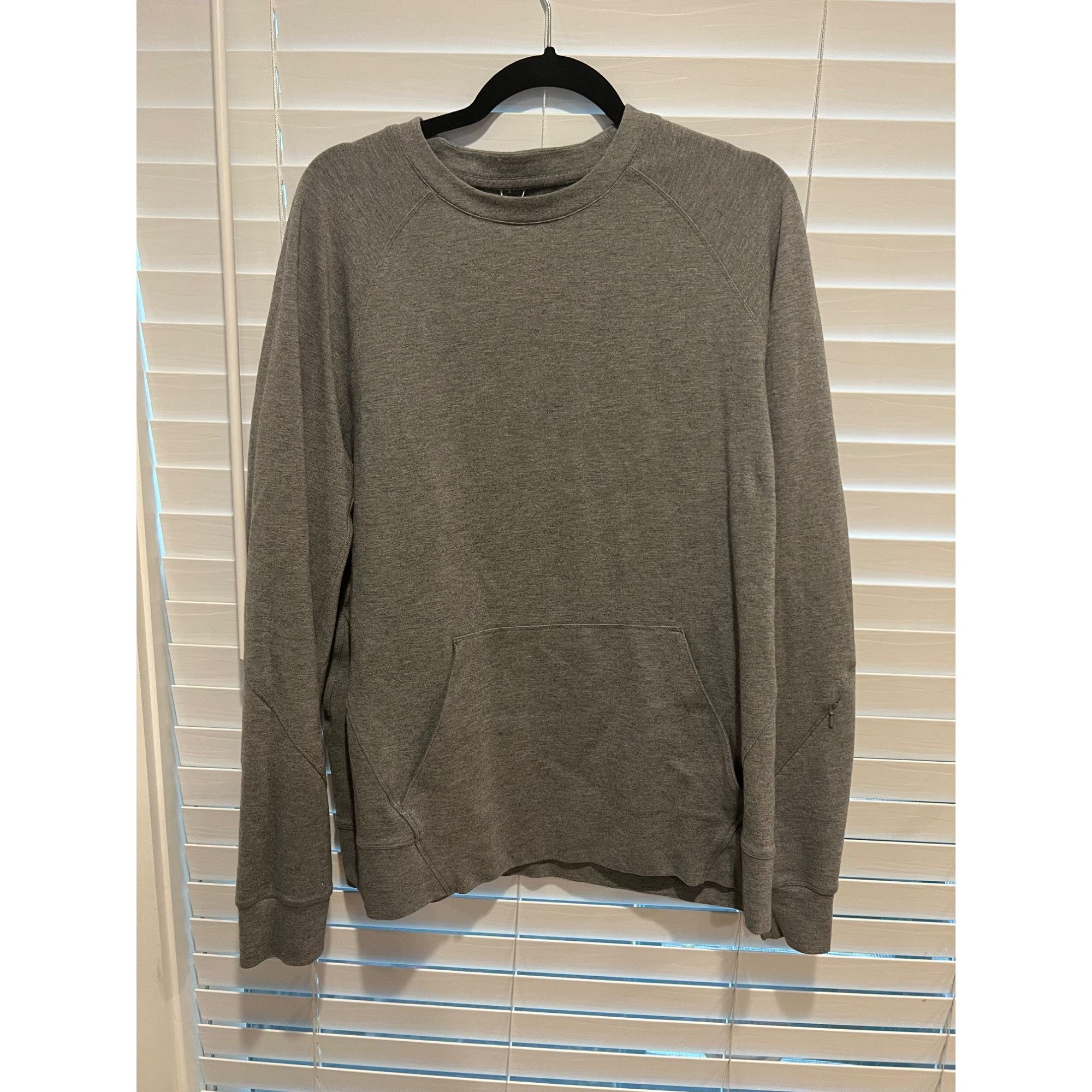 Kit and Ace Kit and Ace Long Sleeve Sweater - Size L Size US L / EU 52-54 / 3 - 1 Thumbnail