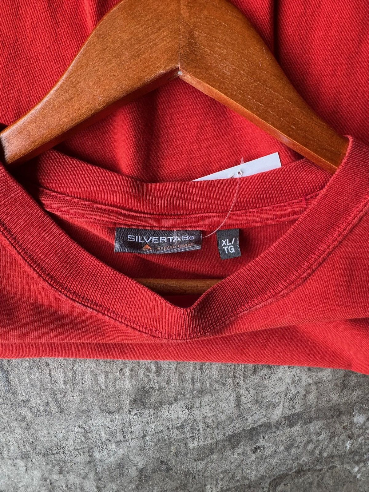 Levi's × Vintage Sick Vintage y2k Skater Streetwear Red Levi tee Size US XL / EU 56 / 4 - 4 Thumbnail