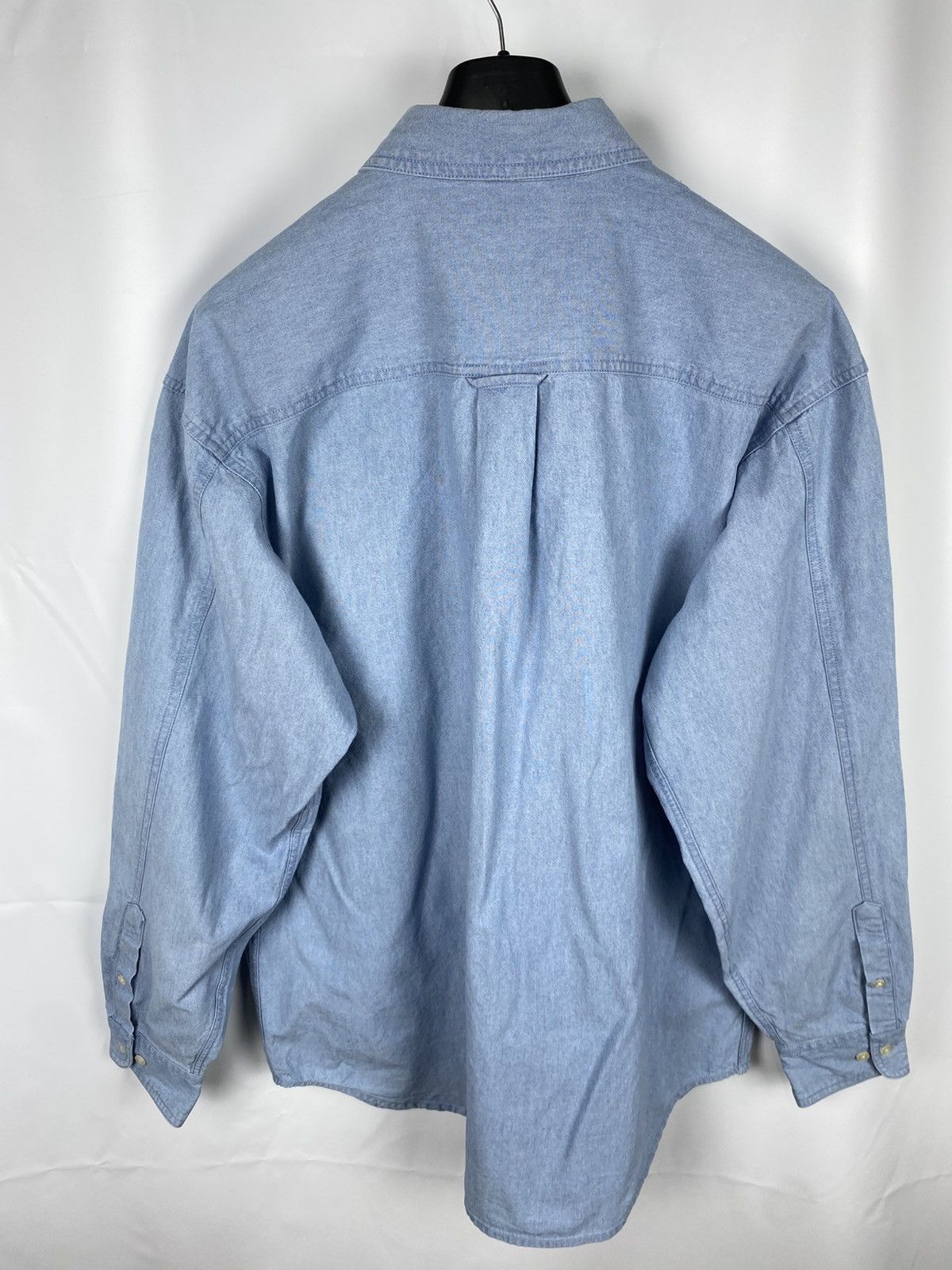 Vintage × Warner Bros Vintage Warner Bros Denim Shirt Looney Tunes Men size L 1997 Size US L / EU 52-54 / 3 - 11 Thumbnail