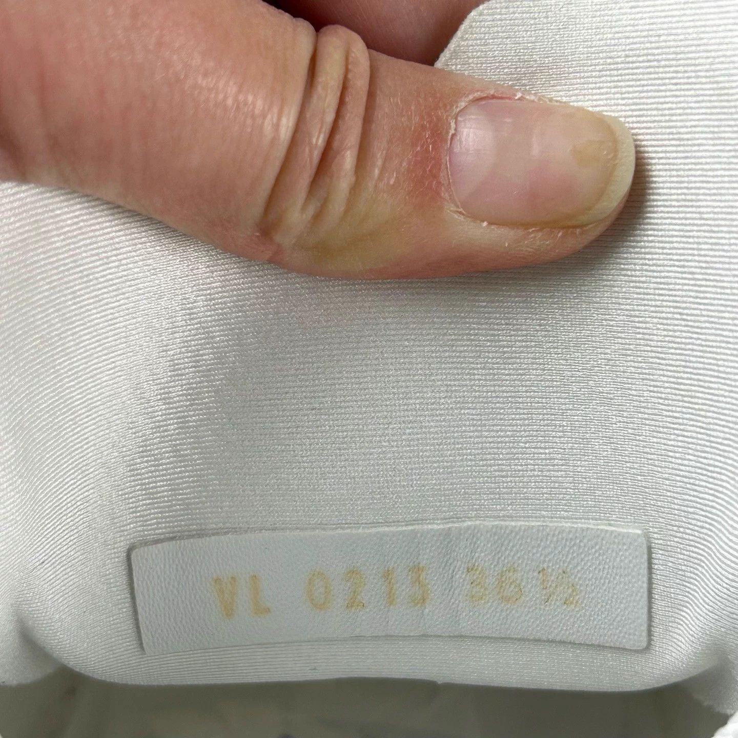 Louis Vuitton LV Run55 Silver Dad Shoe EU36.5 Size US 5.5 / IT 35.5 - 7 Thumbnail