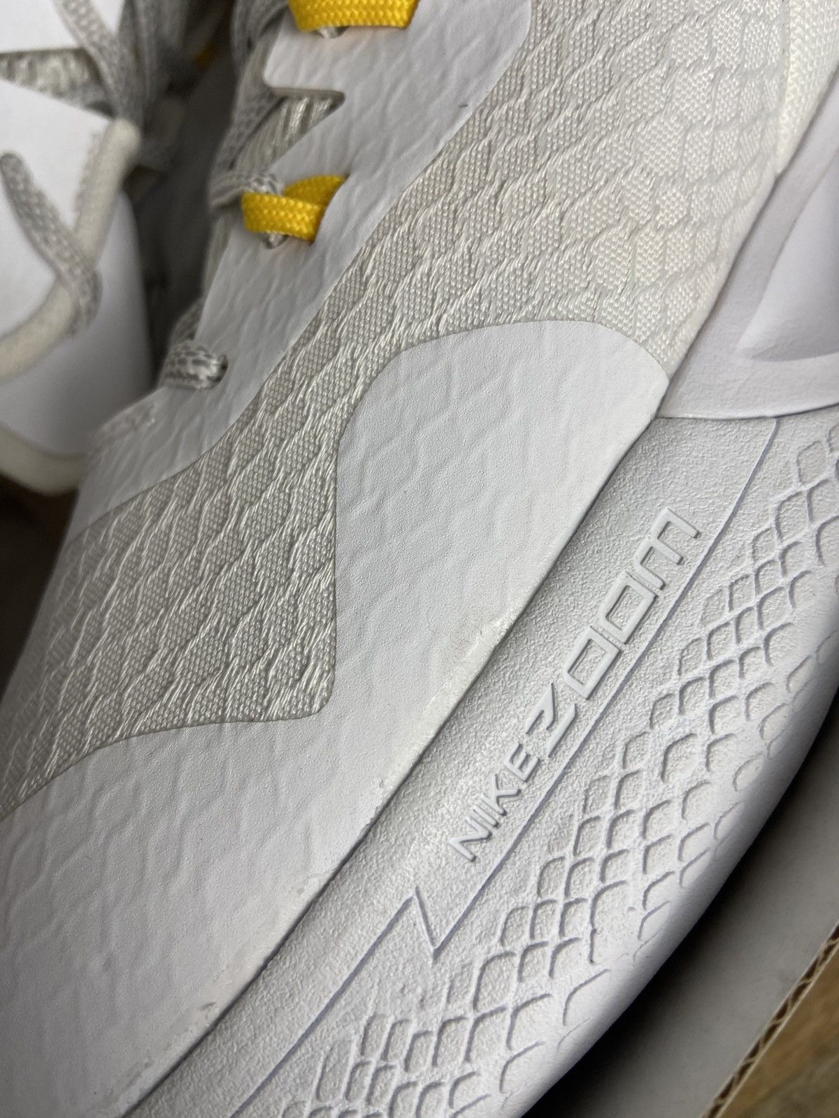 Nike New Nike Mamba Fury "Lakers Home" Size 17US Size US 15 / EU 48 - 15 Thumbnail
