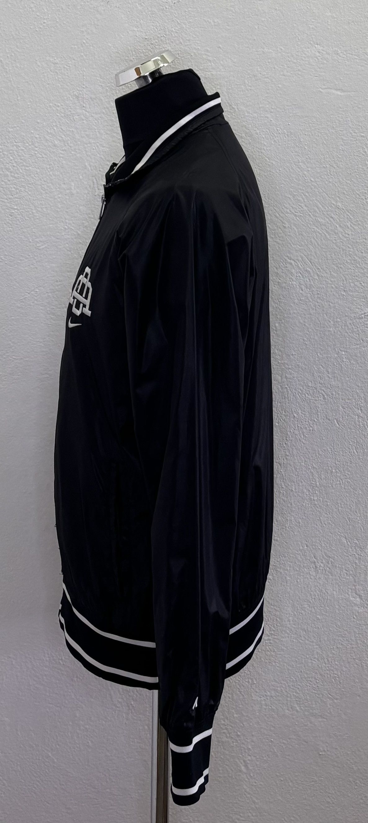 Nike Nike Black jacket size M Size US M / EU 48-50 / 2 - 3 Thumbnail