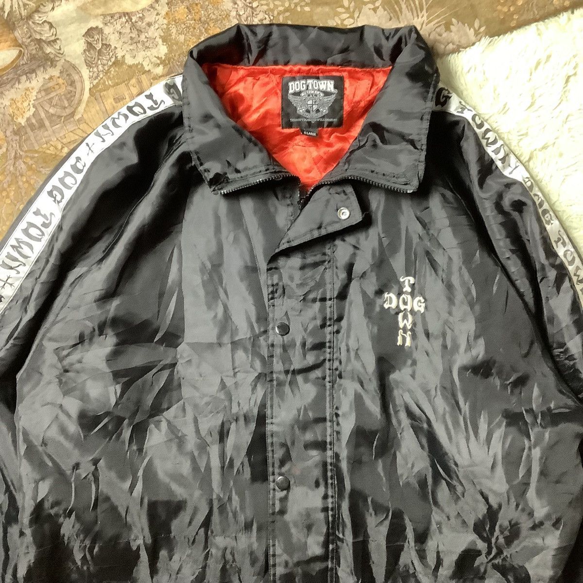 Dogtown Vintage'90s DogTown Big Logo Spell Out Jacket Size US XL / EU 56 / 4 - 2 Thumbnail