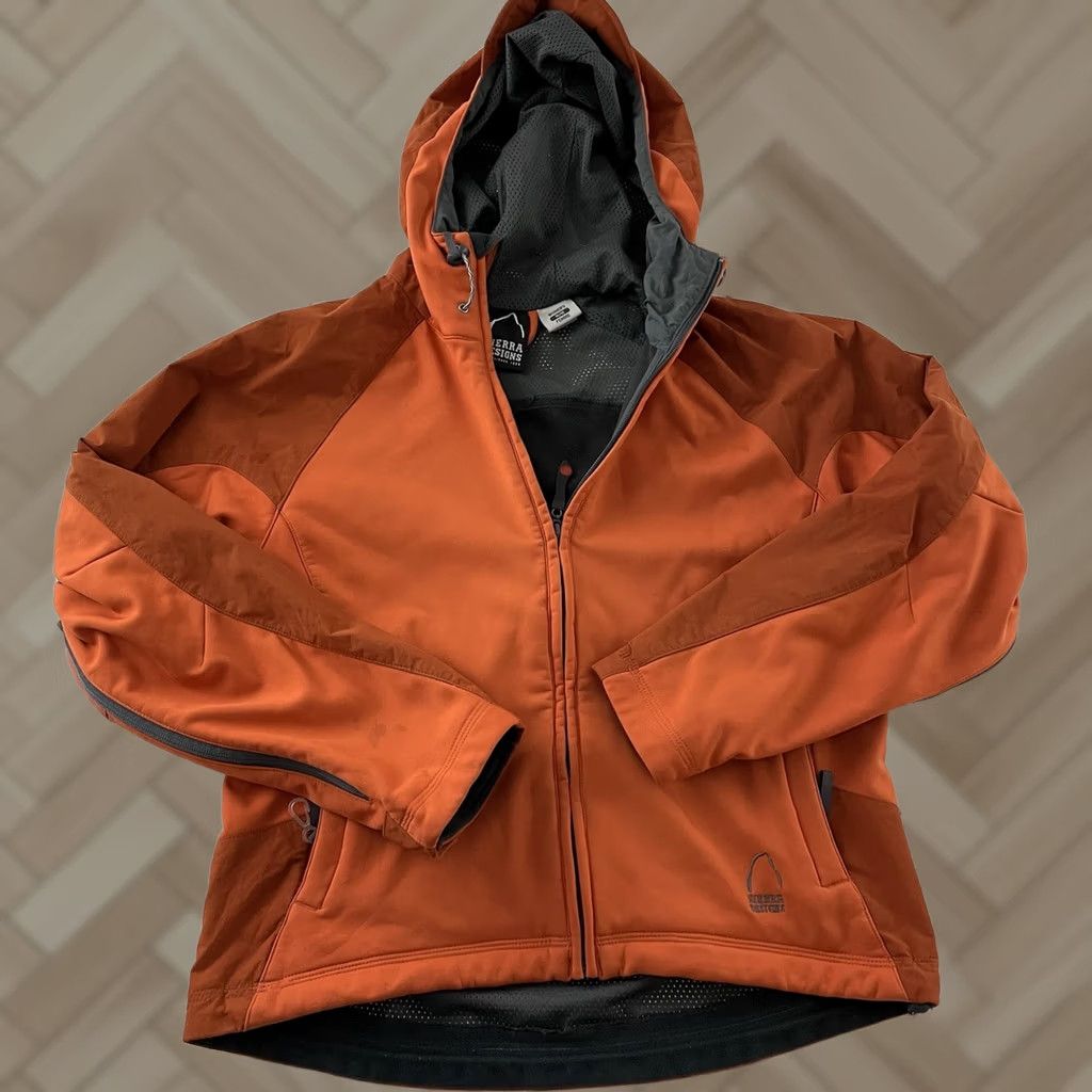Sierra Designs Sierra Designs Jacket Womens M Orange Full Zip Hooded Fleece Lined Exterior Polyester Outdoor Style Basic Jacket Size M / US 6-8 / IT 42-44 - 1 Thumbnail