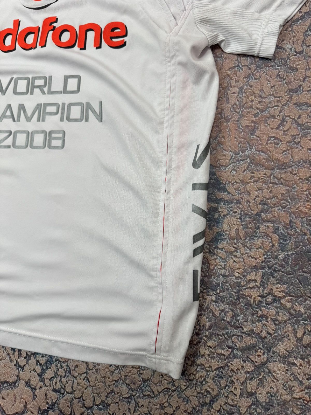 Mercedes-Benz Vodafone Mercedes Benz McLaren F1 Racing Team T-Shirt Jersey Size US S / EU 44-46 / 1 - 13 Thumbnail