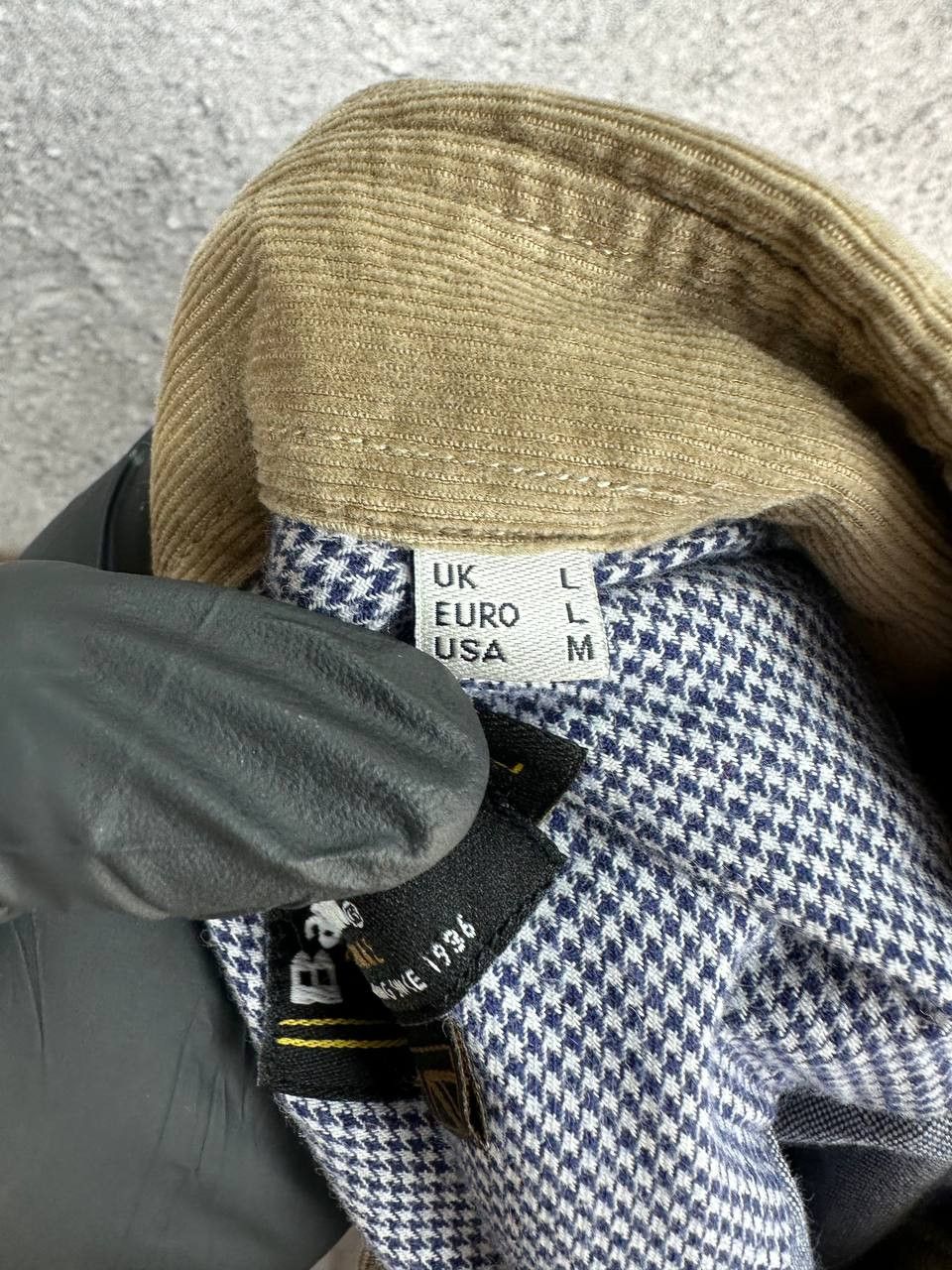 Barbour Barbour International Burnout Indigo Button Up Shirt Cord Size US L / EU 52-54 / 3 - 11 Thumbnail