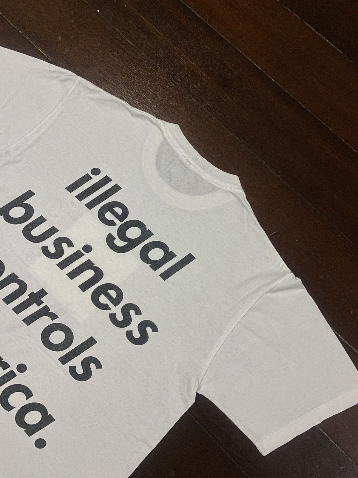 Supreme Supreme illegal business controls America tee Size US M / EU 48-50 / 2 - 10 Thumbnail