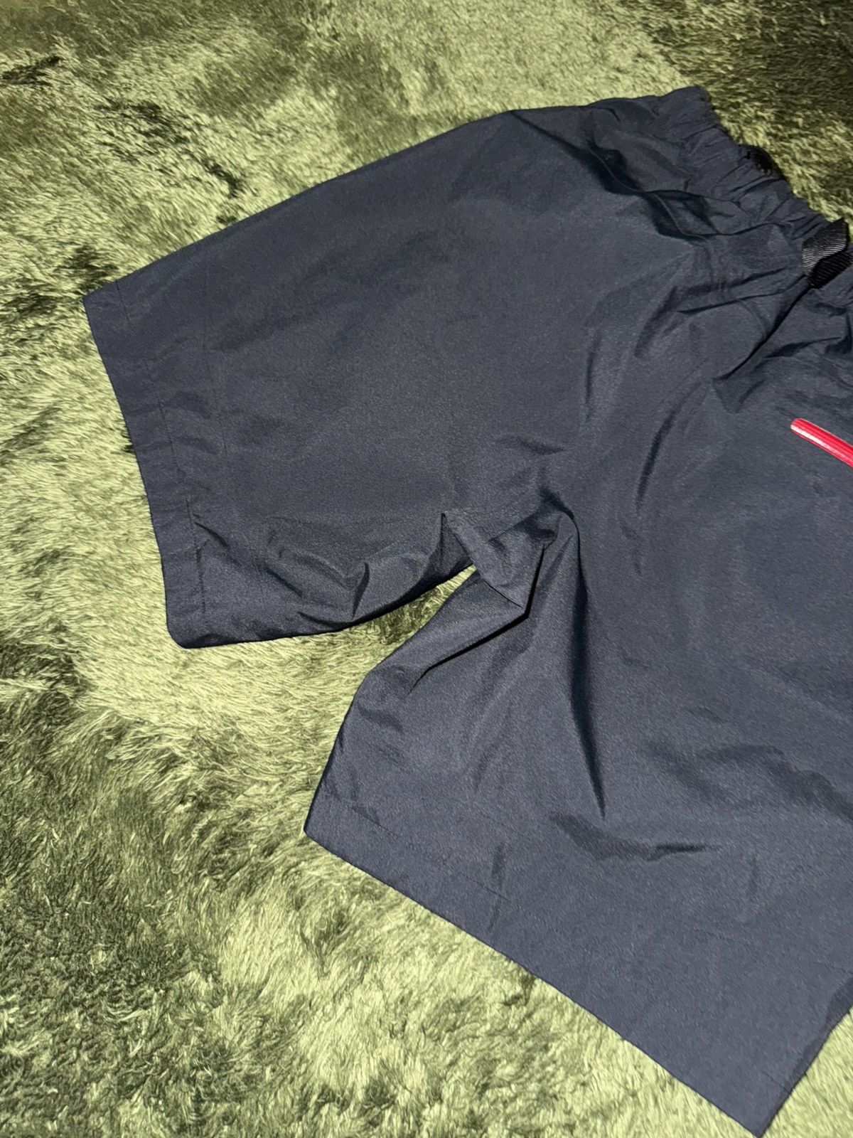 Palace [S] Palace Gore-Tex S-Tech Shorts Black 22SS Size US 32 / EU 48 - 9 Thumbnail